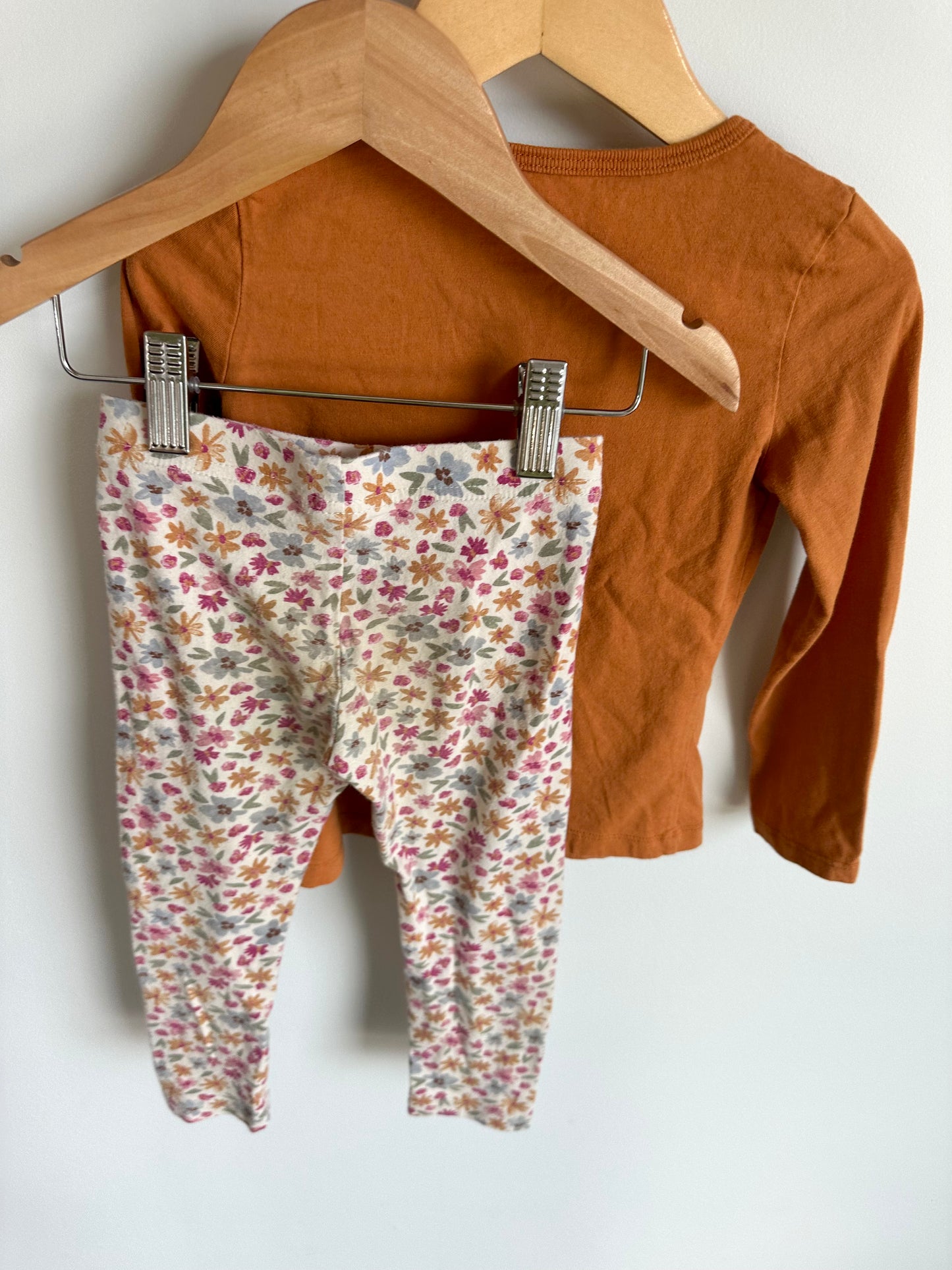 Orange Top + Floral Pants Set / 4T