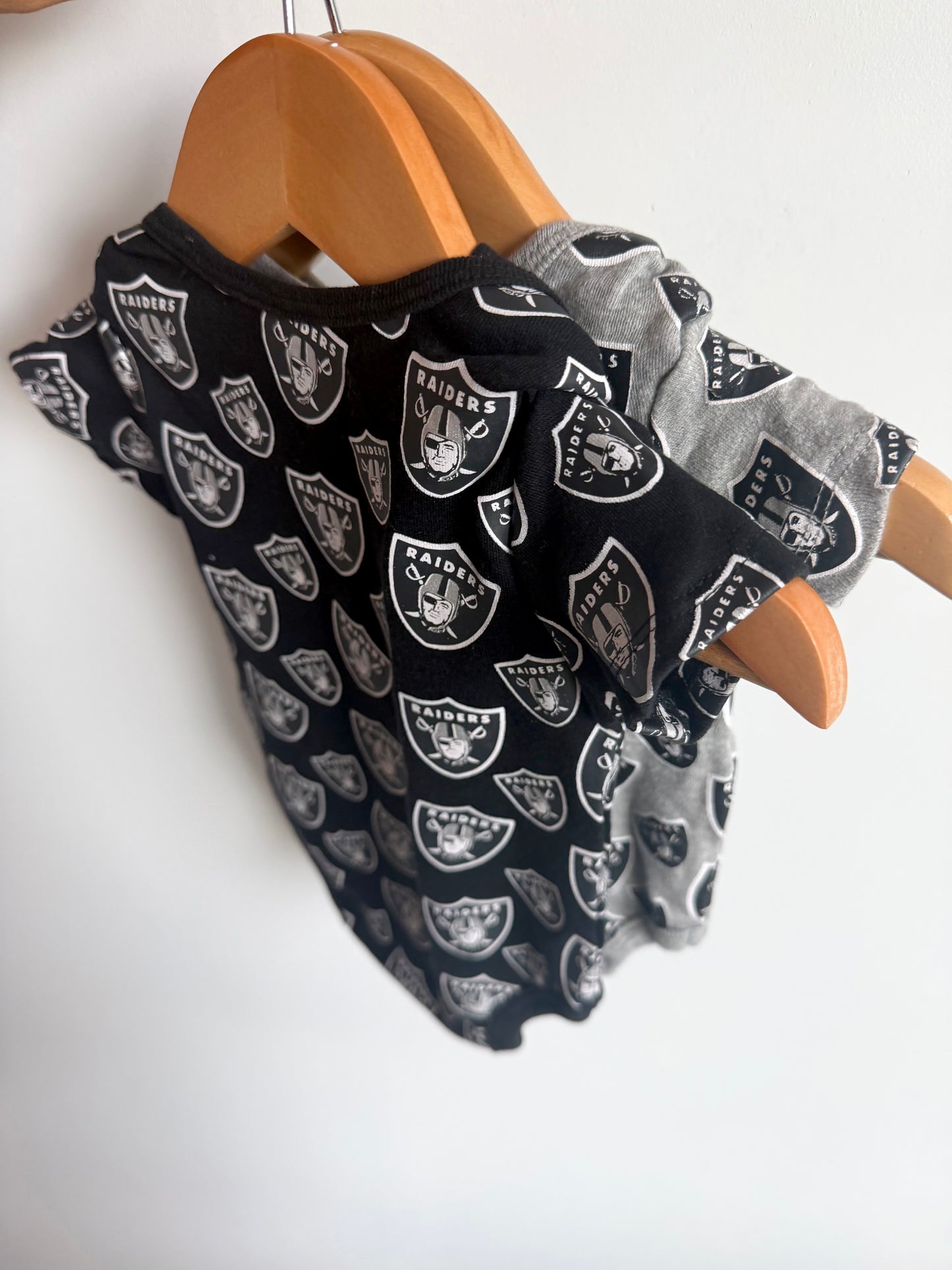 Raiders Bodysuits (2) / 0-3m