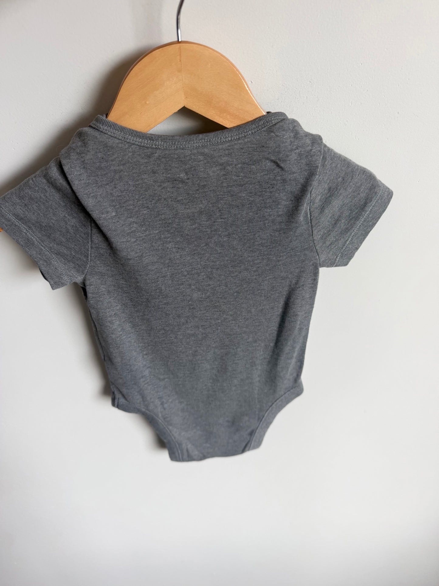 Mickey Mouse Canada Bodysuit / 12-18m
