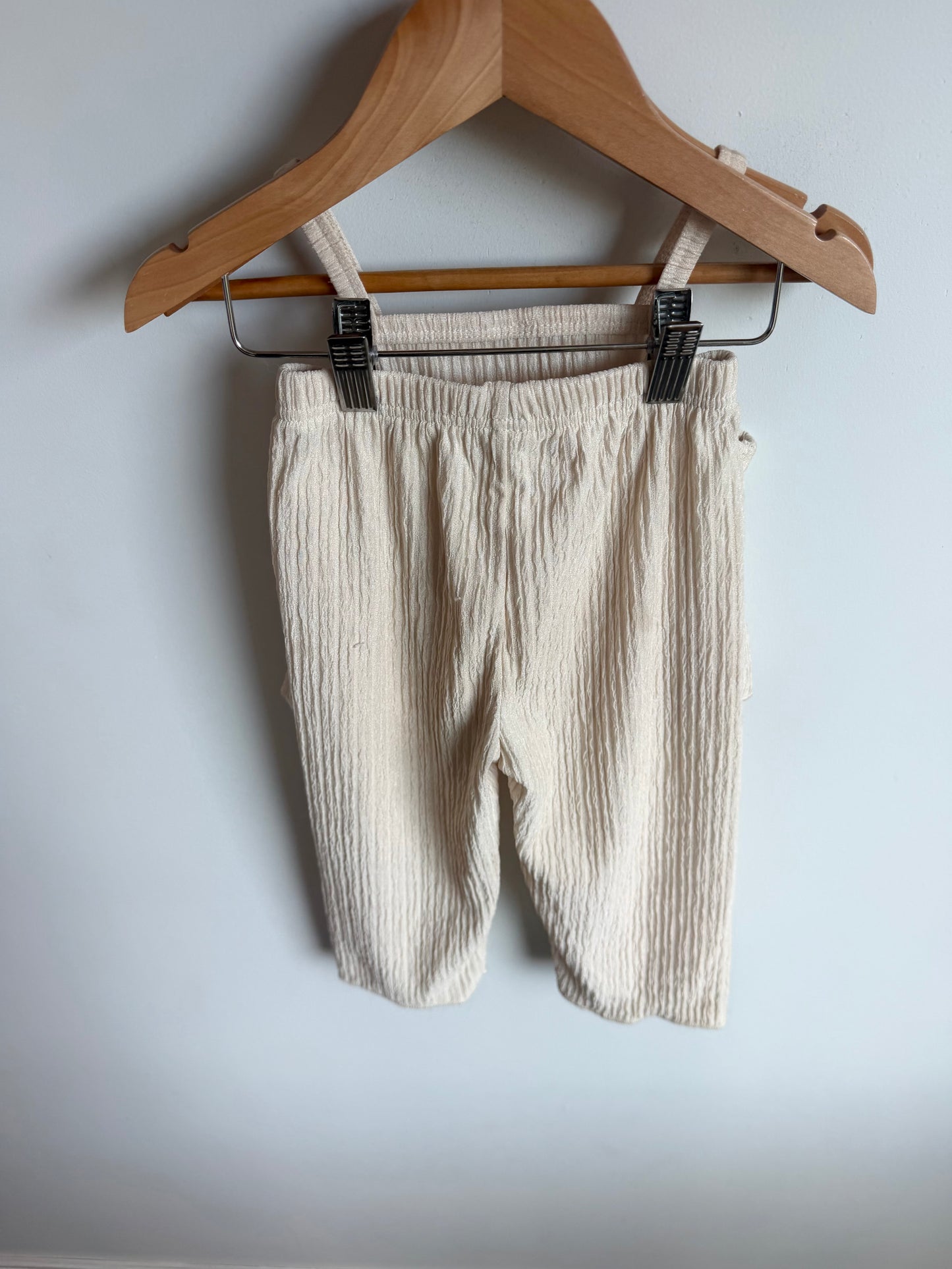 Embroidery Top + Pants Set / 3T?