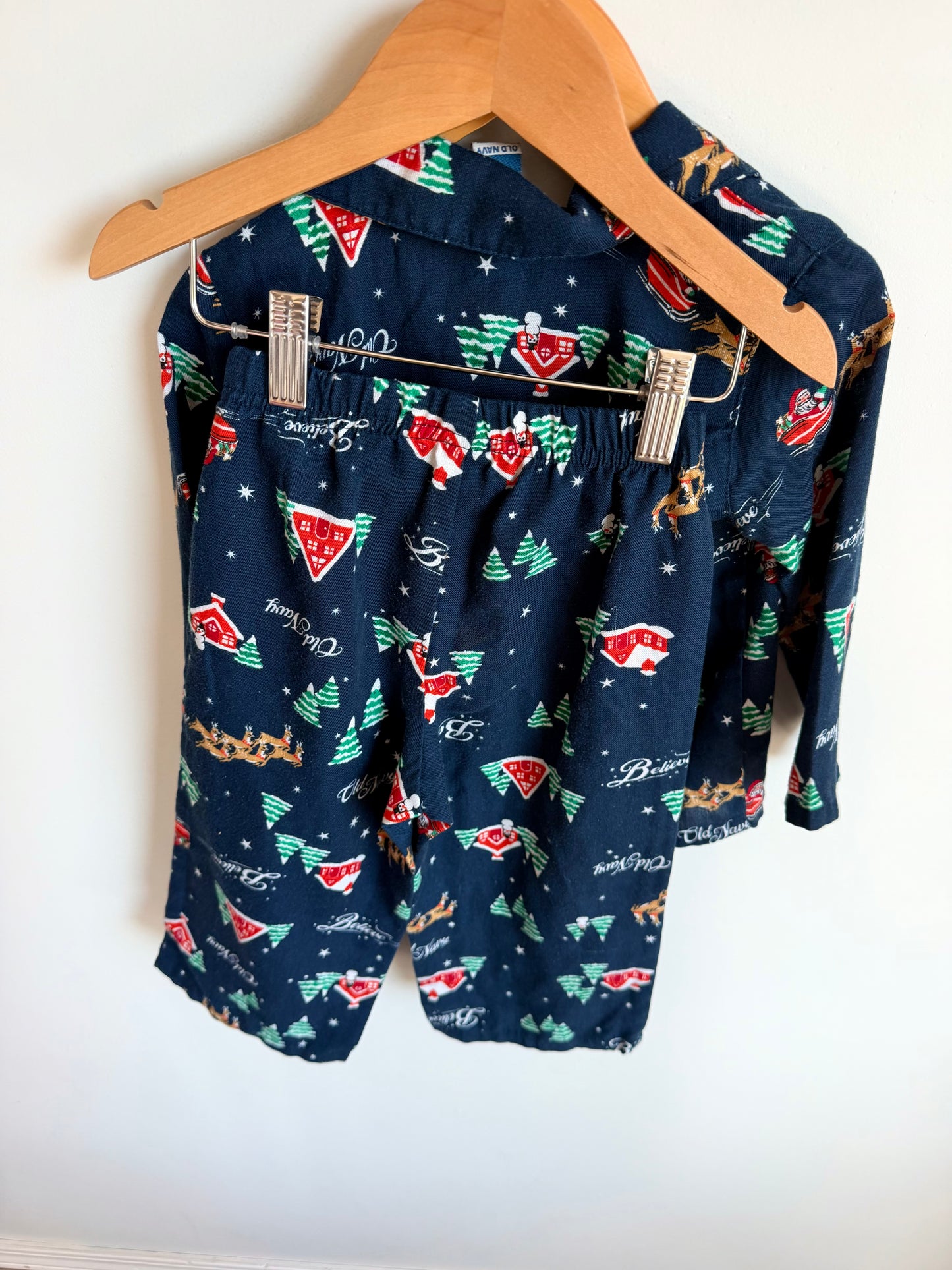 Christmas Navy Believe Pj's / 2T