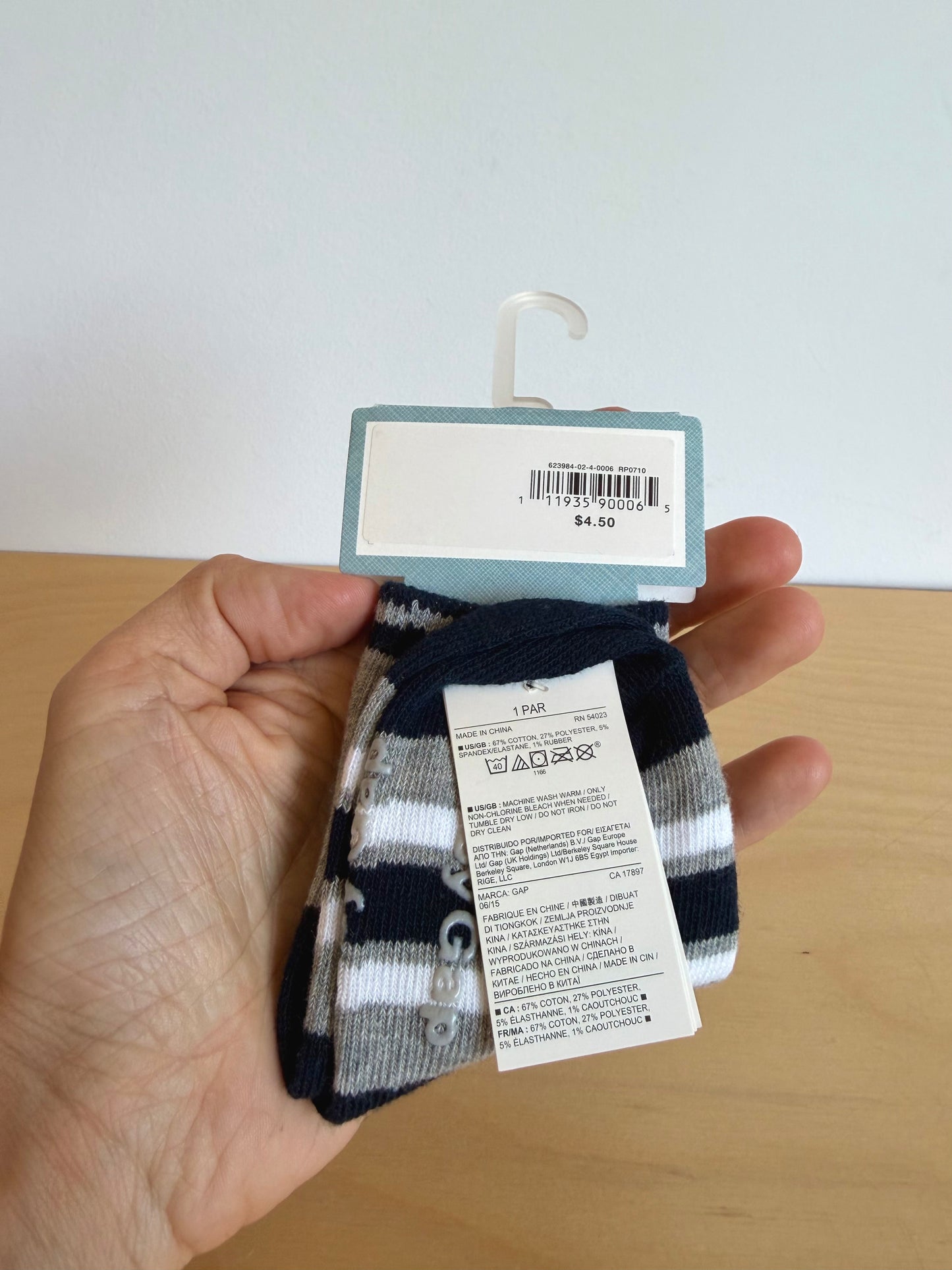 Gap Grey Socks (With tags) / 0-6m