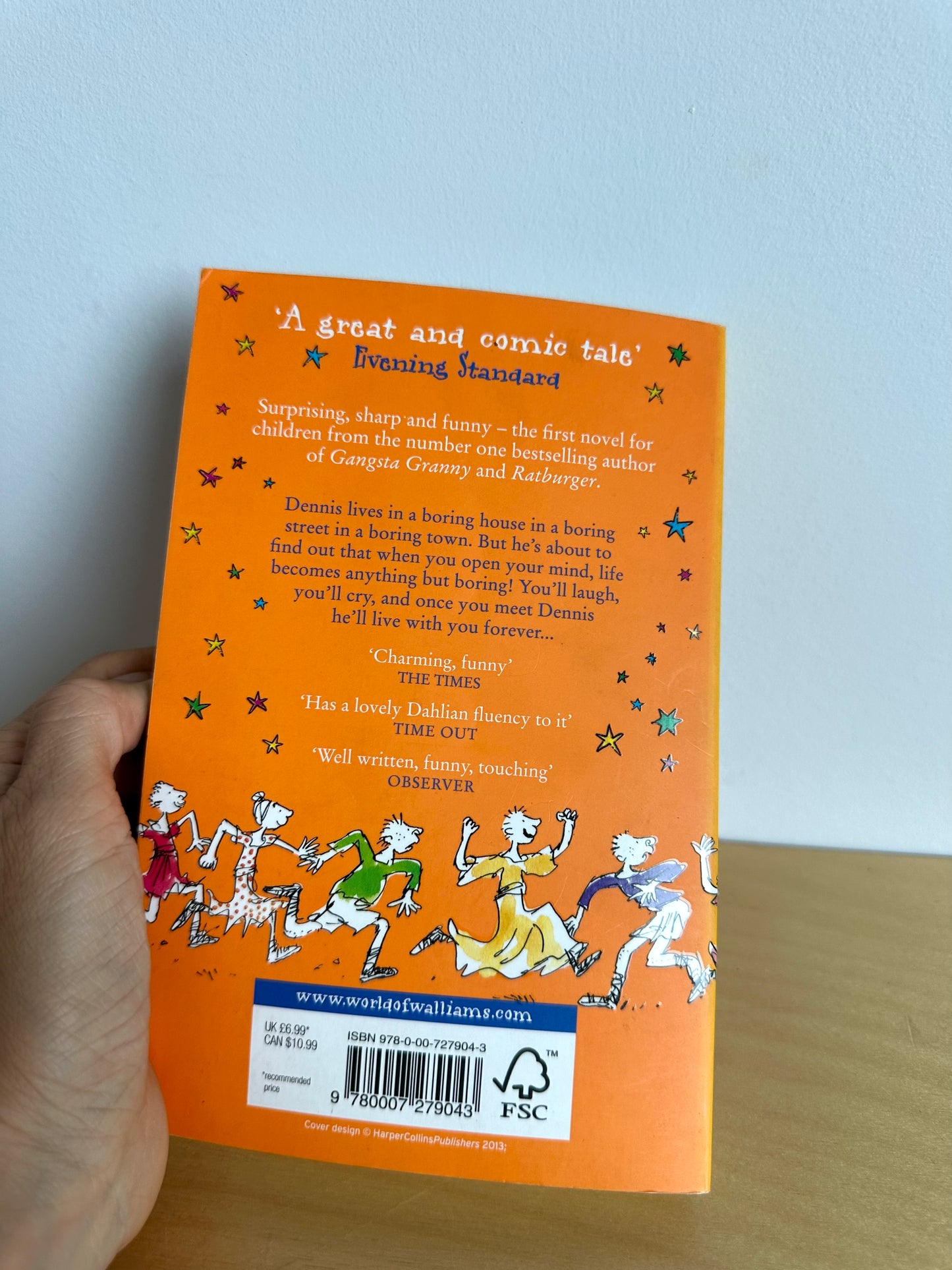 The Boy In The Dress Book / 9-12 years