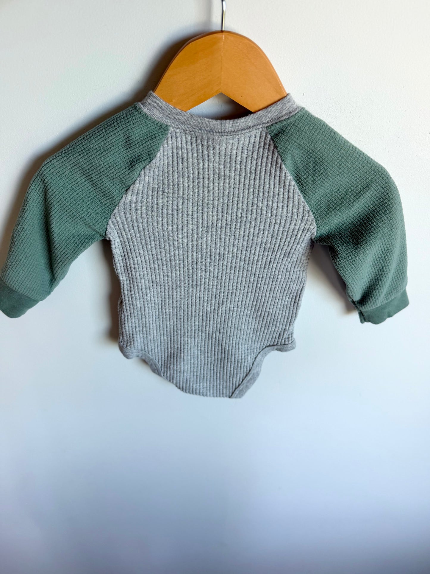 Green + Grey Waffle Long Sleeve Bodysuit / 6m