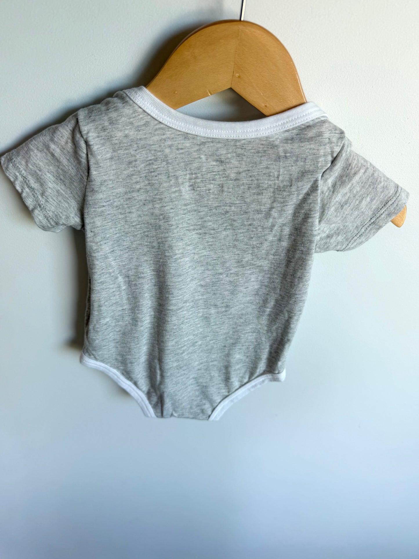 Nike Grey Bodysuit / 0-6m