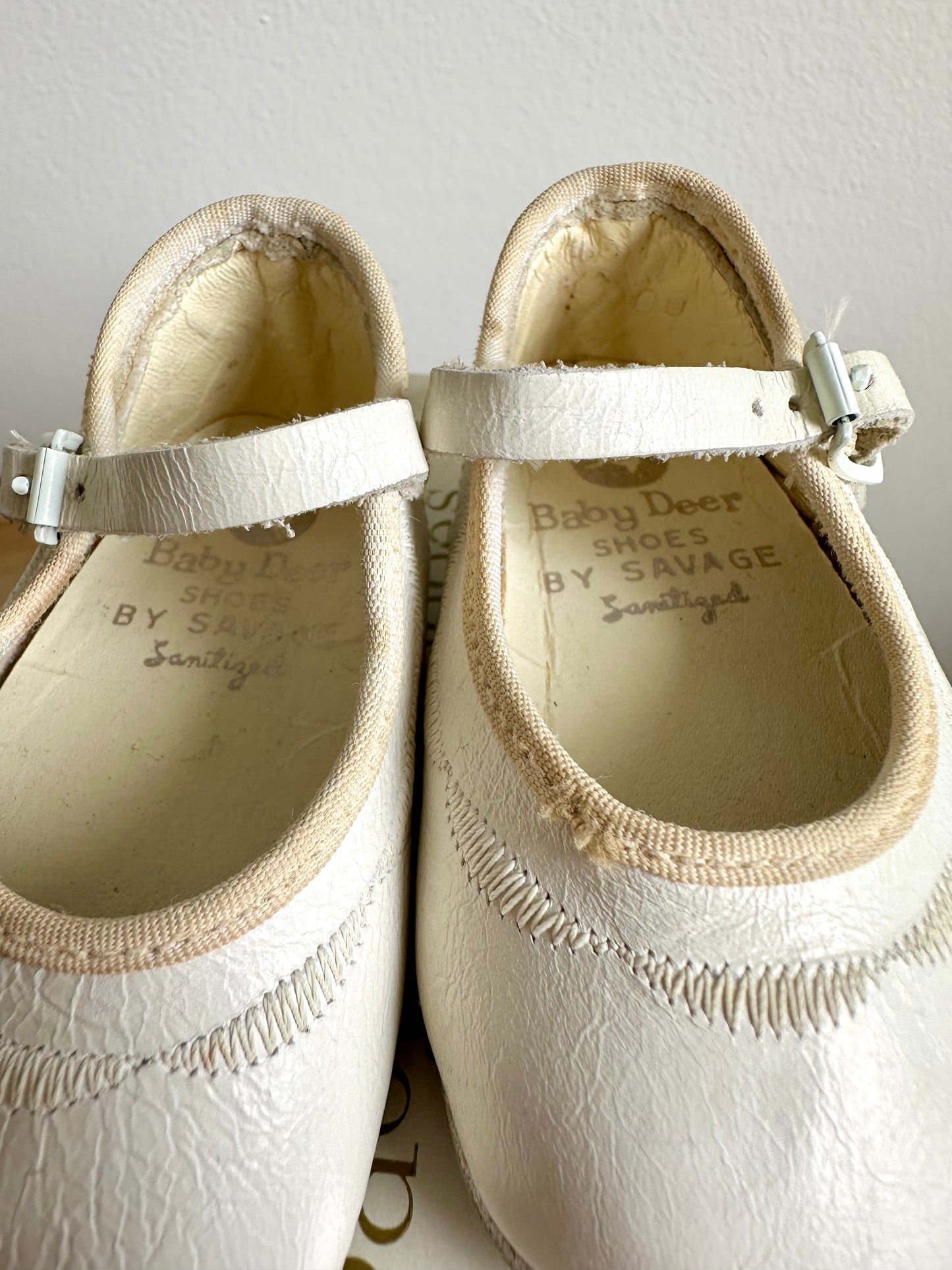 Mary Jane White Shoes / Size 1 Infant