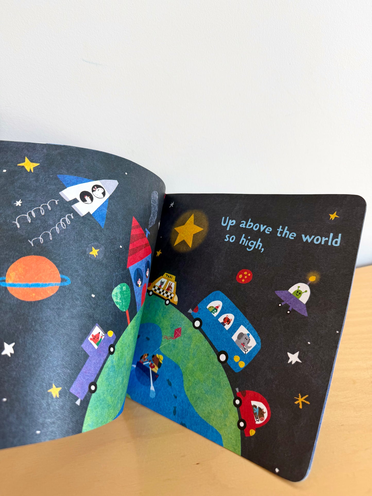 Twinkle Twinkle Indestructible Book / 0-1 years