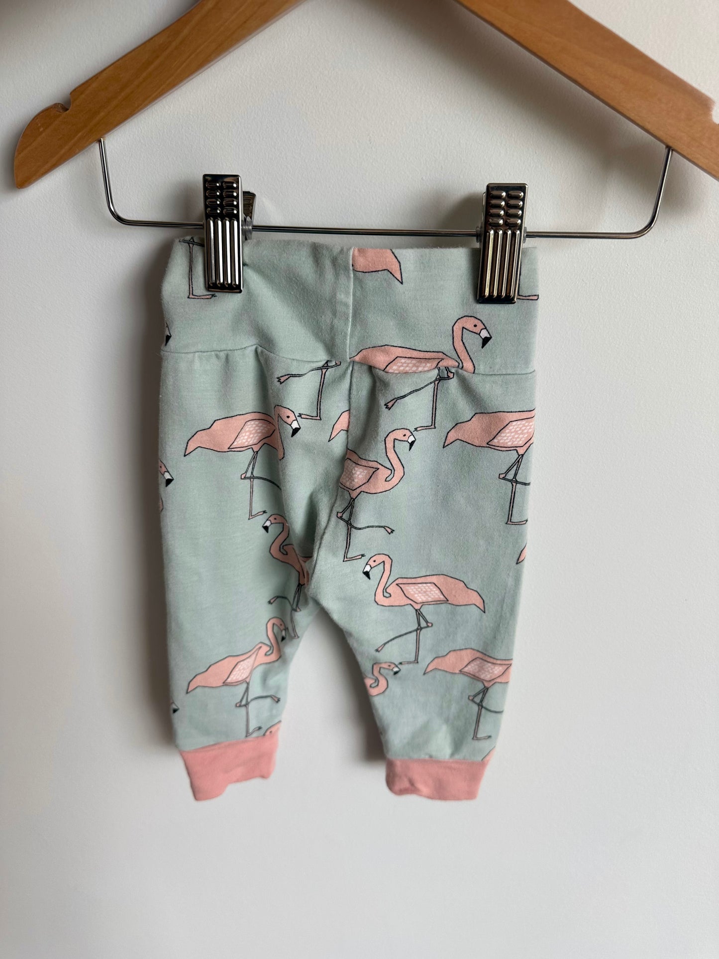 Handcrafted on Vancouver Island Flamingo Leggings / 3-6m