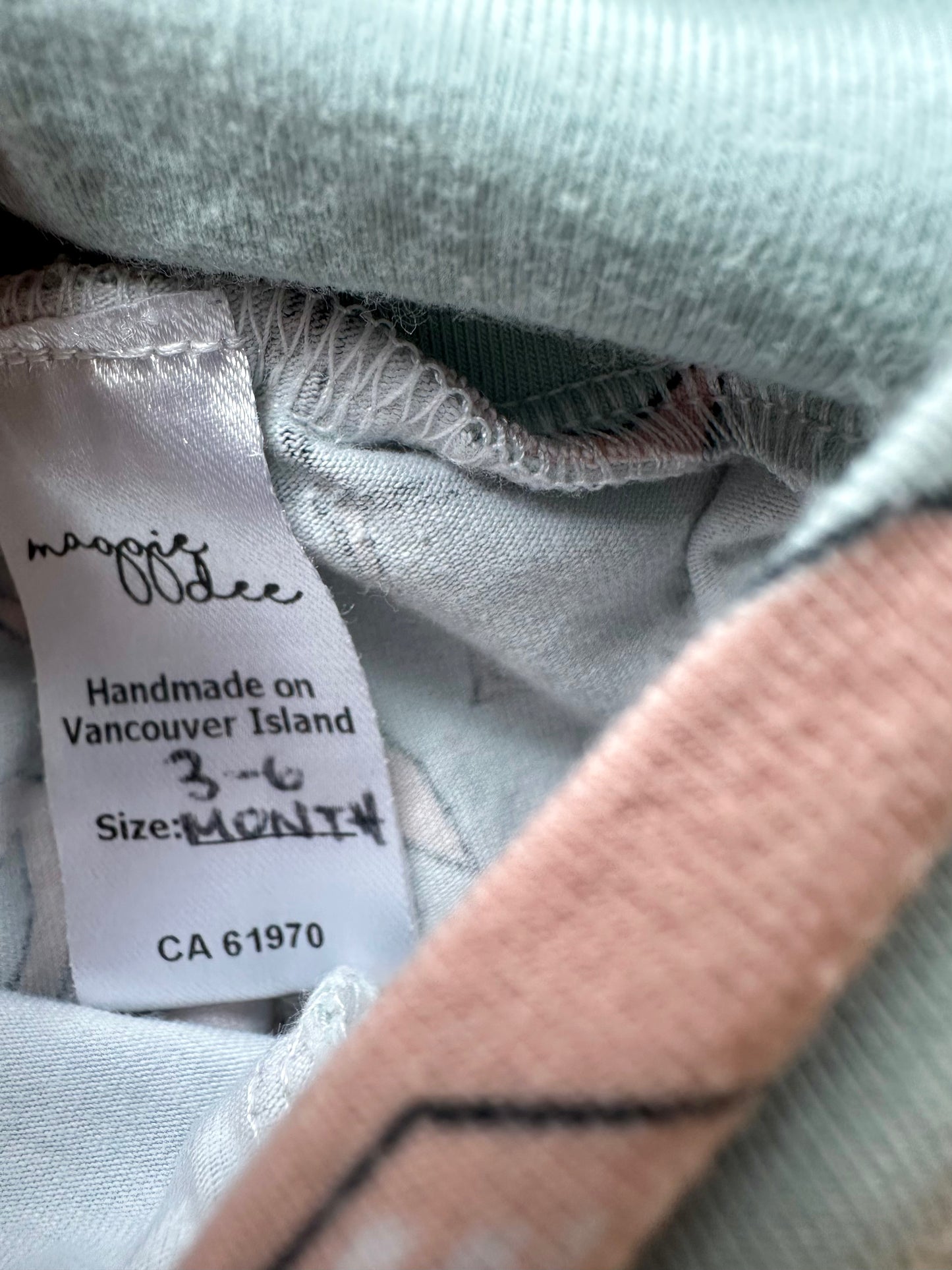 Handcrafted on Vancouver Island Flamingo Leggings / 3-6m