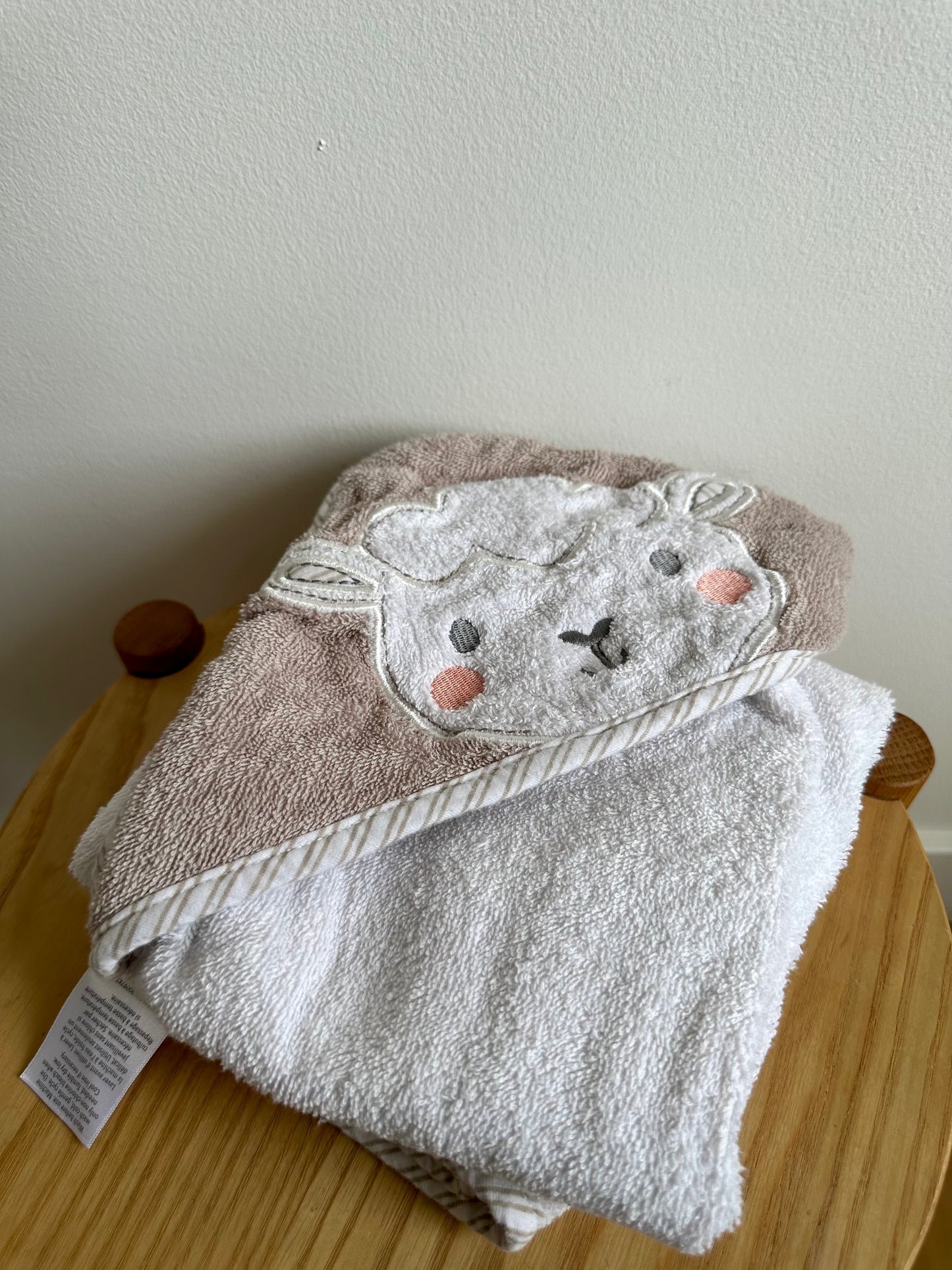 Sheep Face Towel (No Shipping)