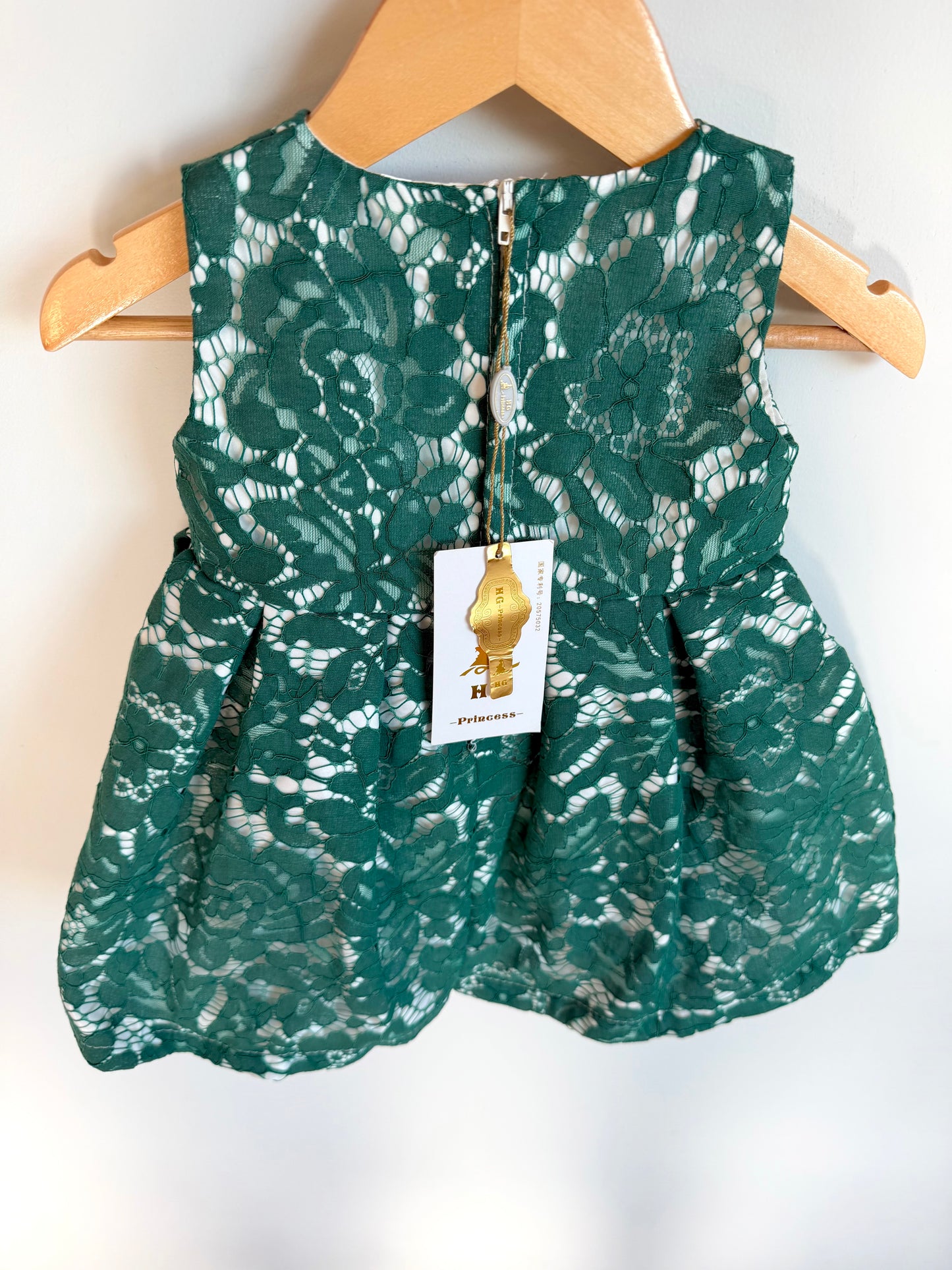 Green Formal Lace Floral Dress (With tags) / 6m