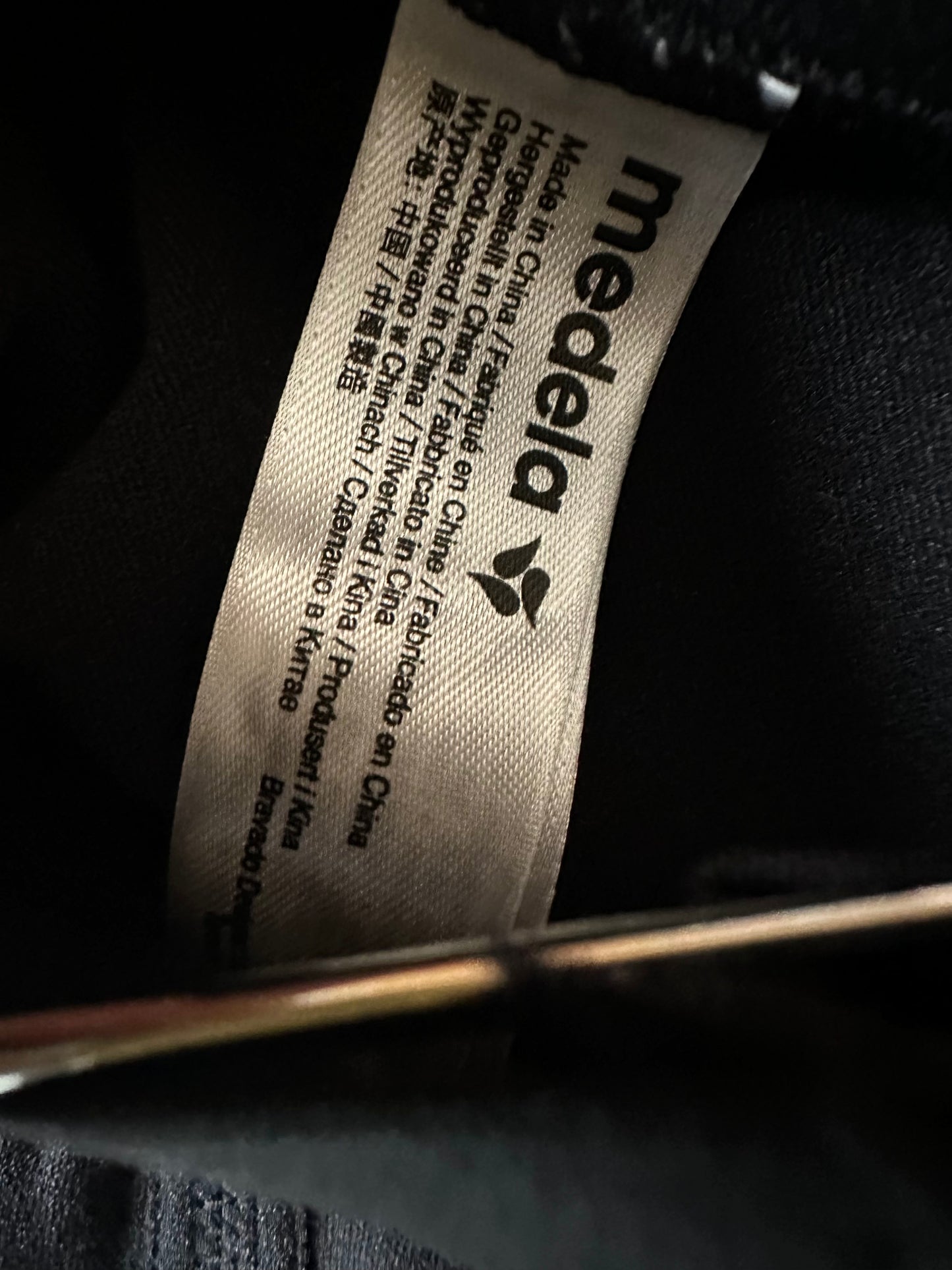 Medela Hands-Free Pumping Bra / Small