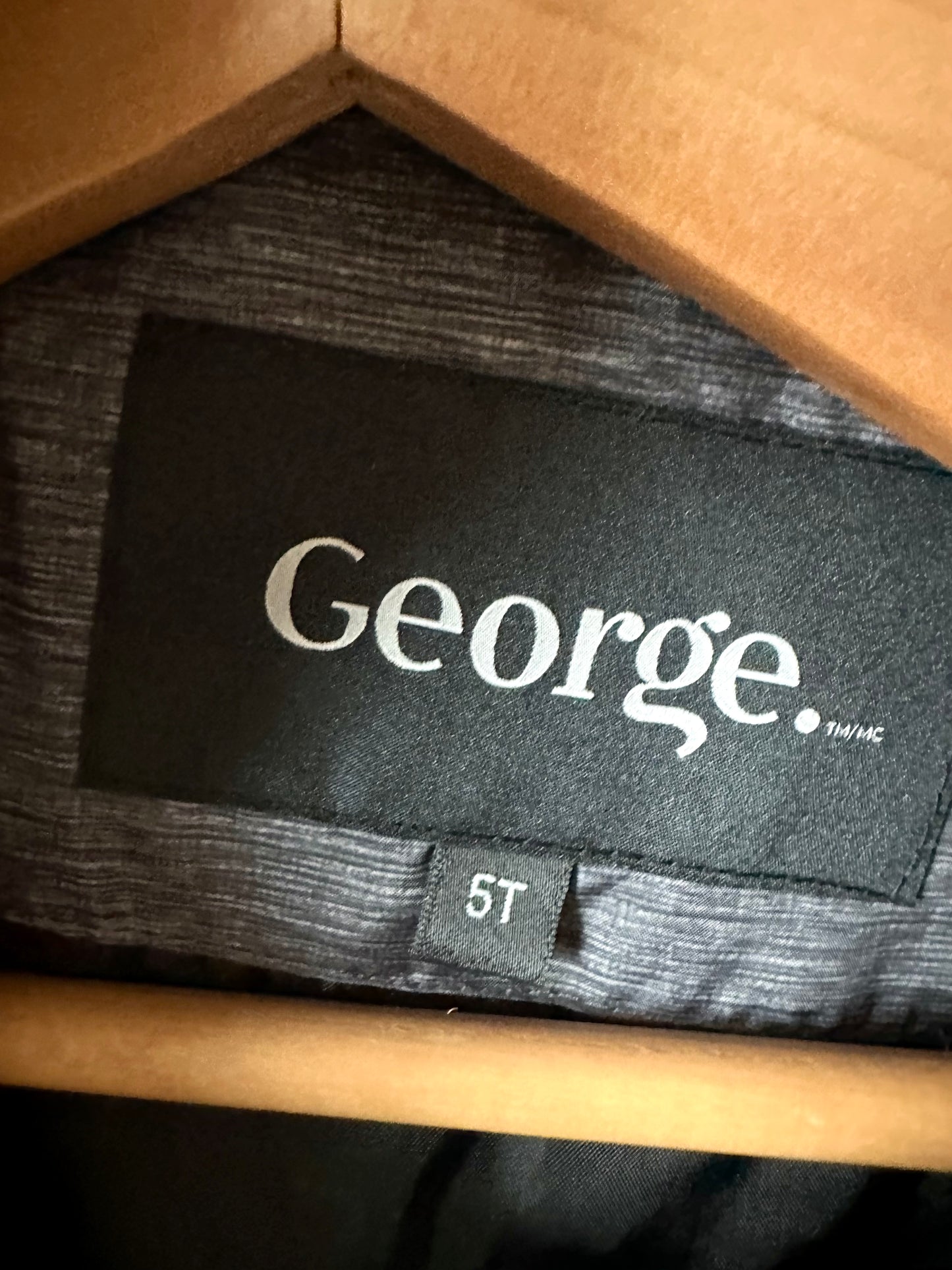 Grey Puffy Hood Jacket / 5 years