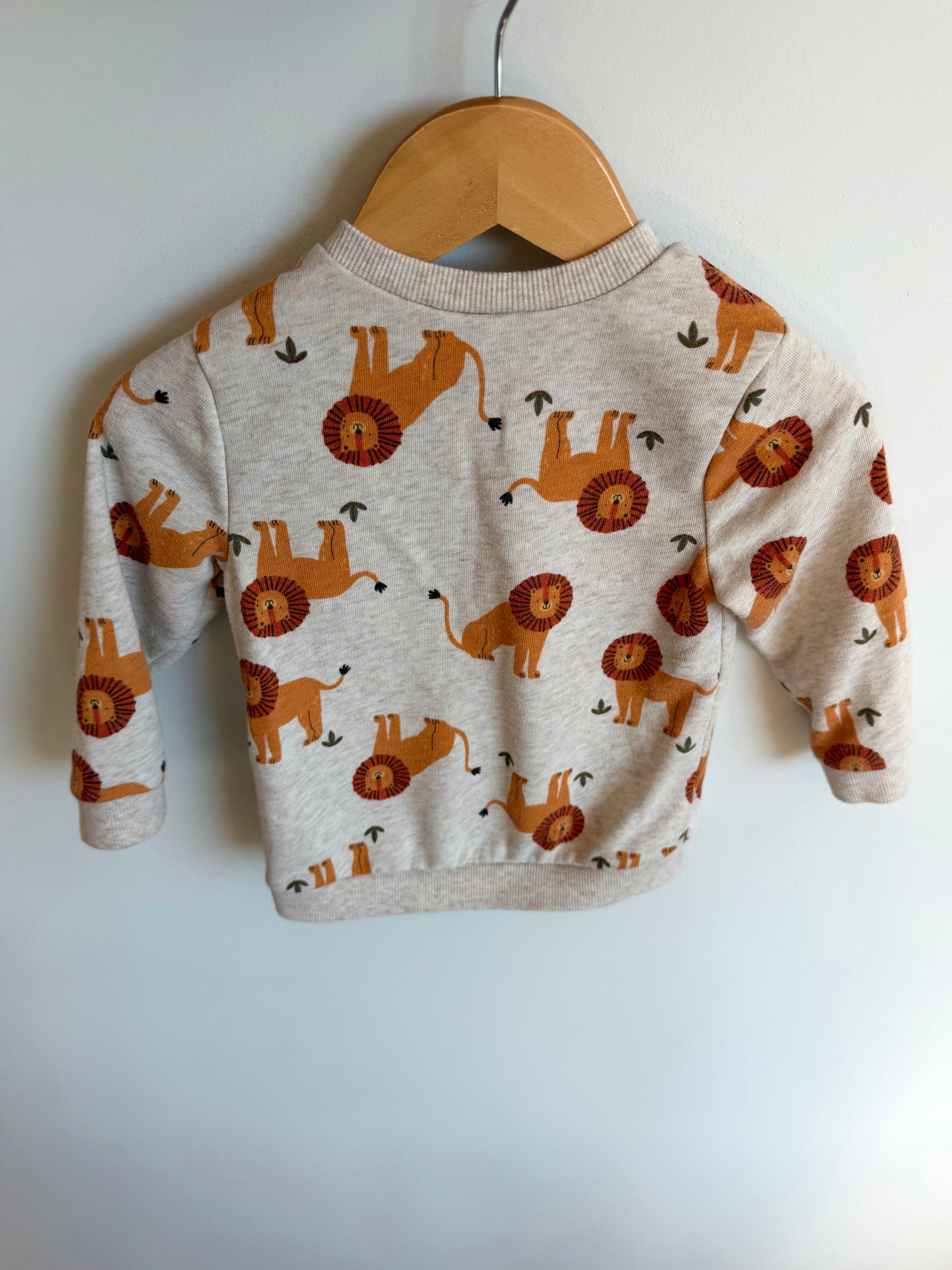 H&M Tan Lion Crewneck / 12-18m