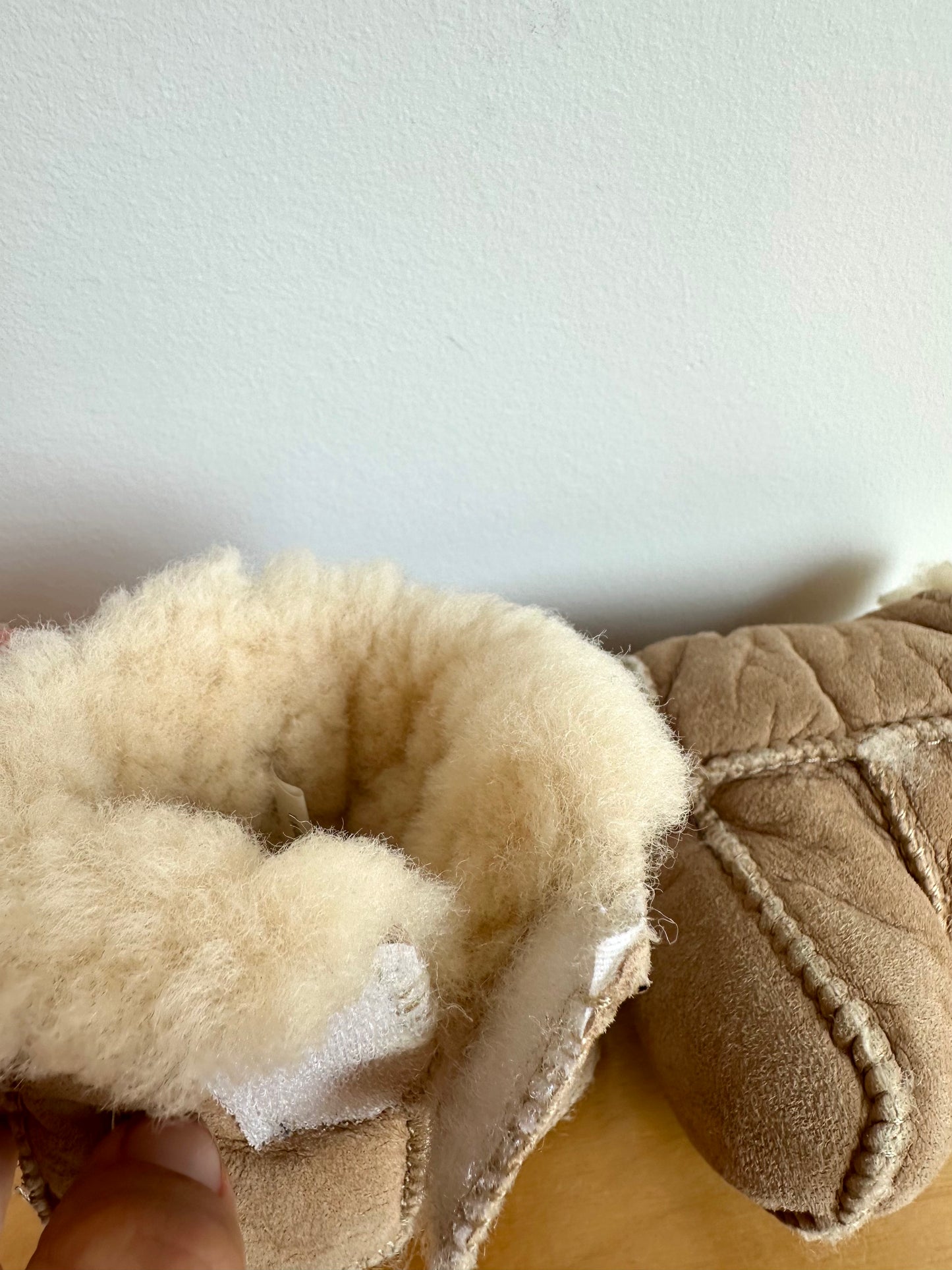 Koalabi 100% Sheepskin Slippers / 0-6m