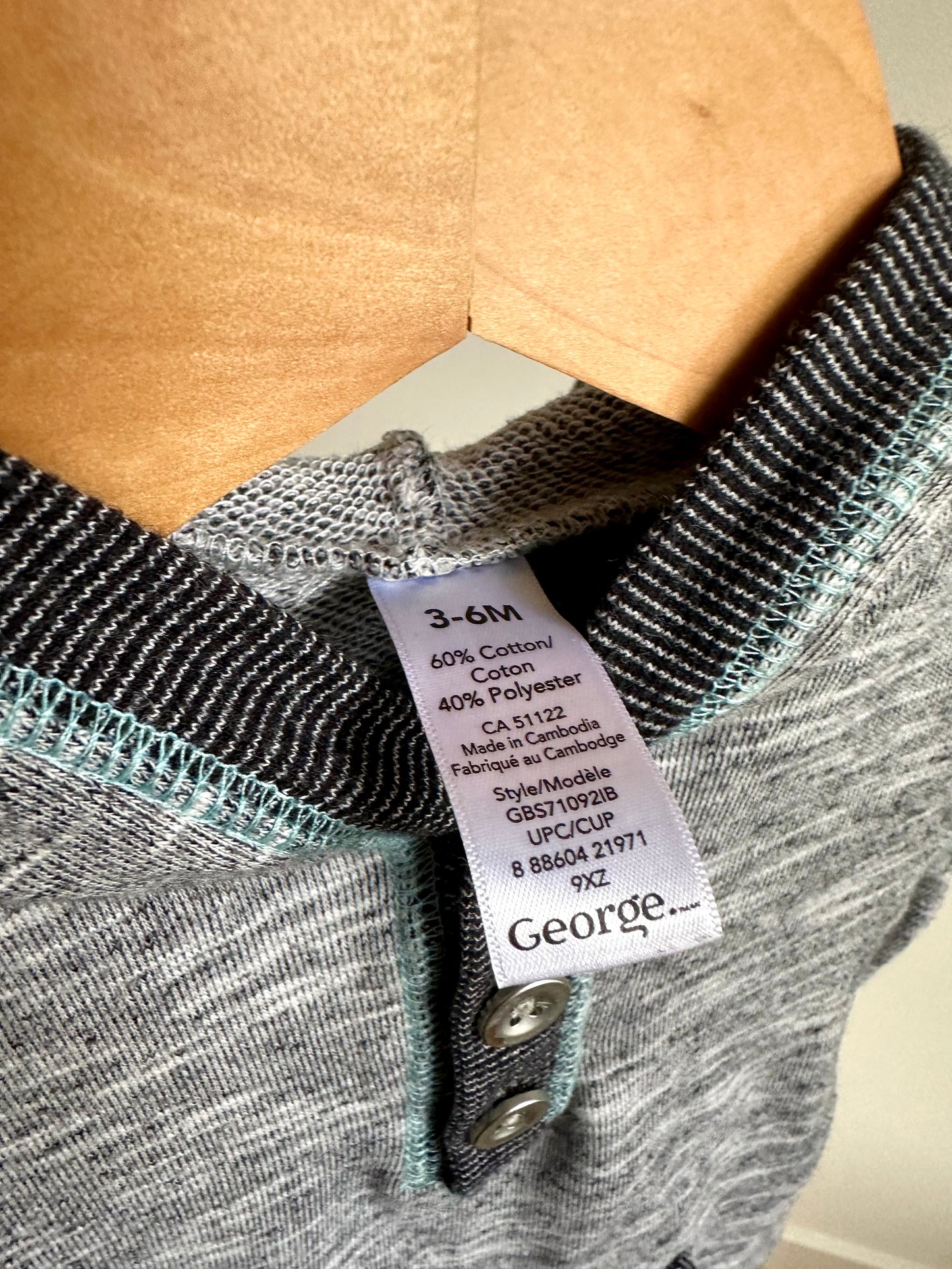 Grey Hooded Jumpsuit / 3-6m