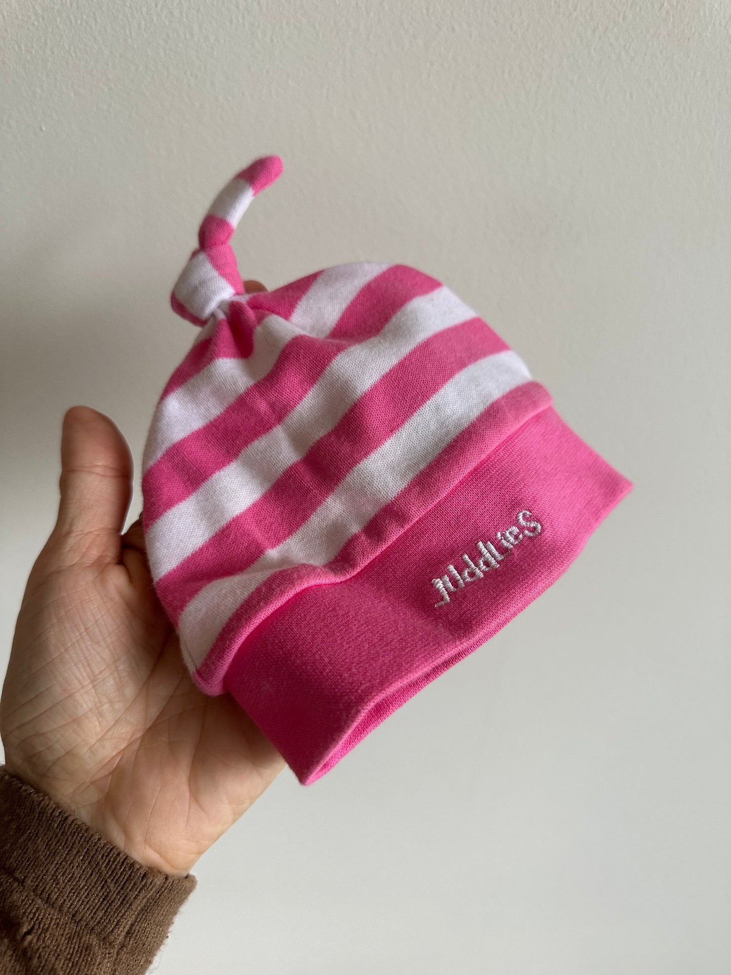 Juddies Pink + White Toque / 0-3m?