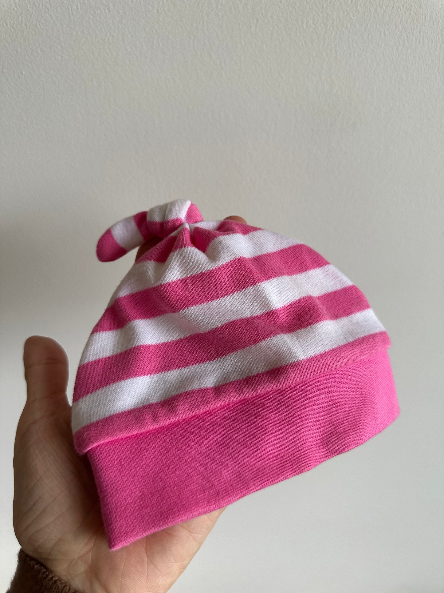 Juddies Pink + White Toque / 0-3m?