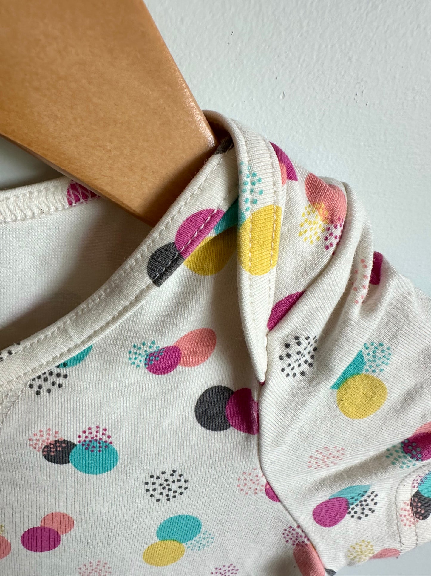 Peekaboo Beans Dotted Tee / 6-12m