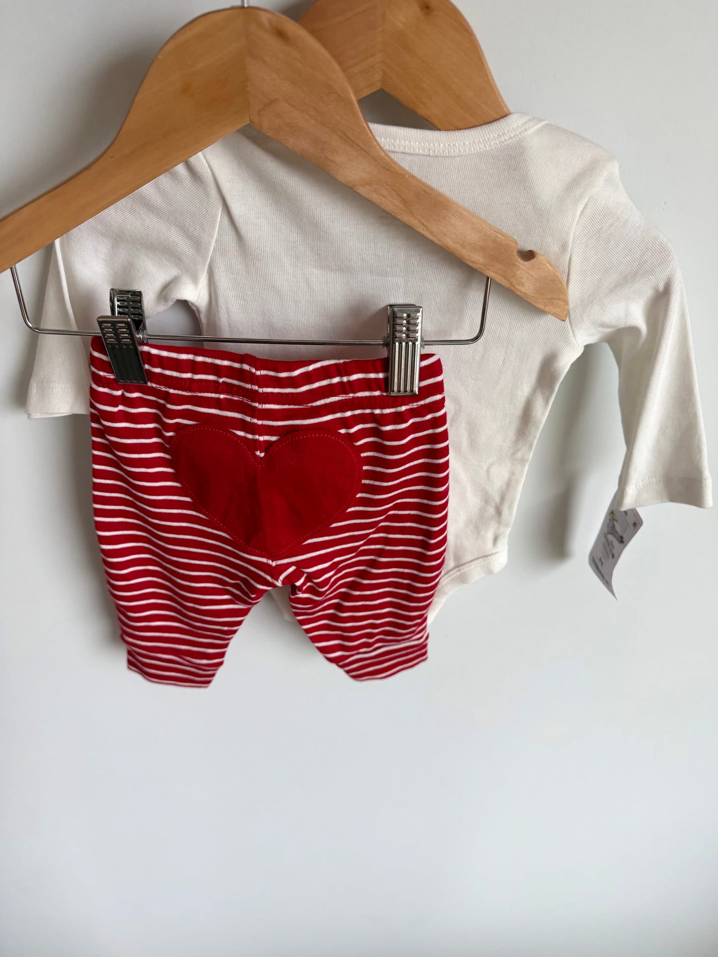 Valentines Bodysuit + Pants Set / 0-3m