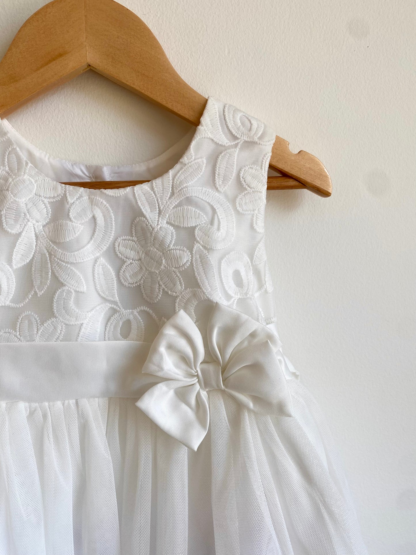 White Formal Dress / 2T