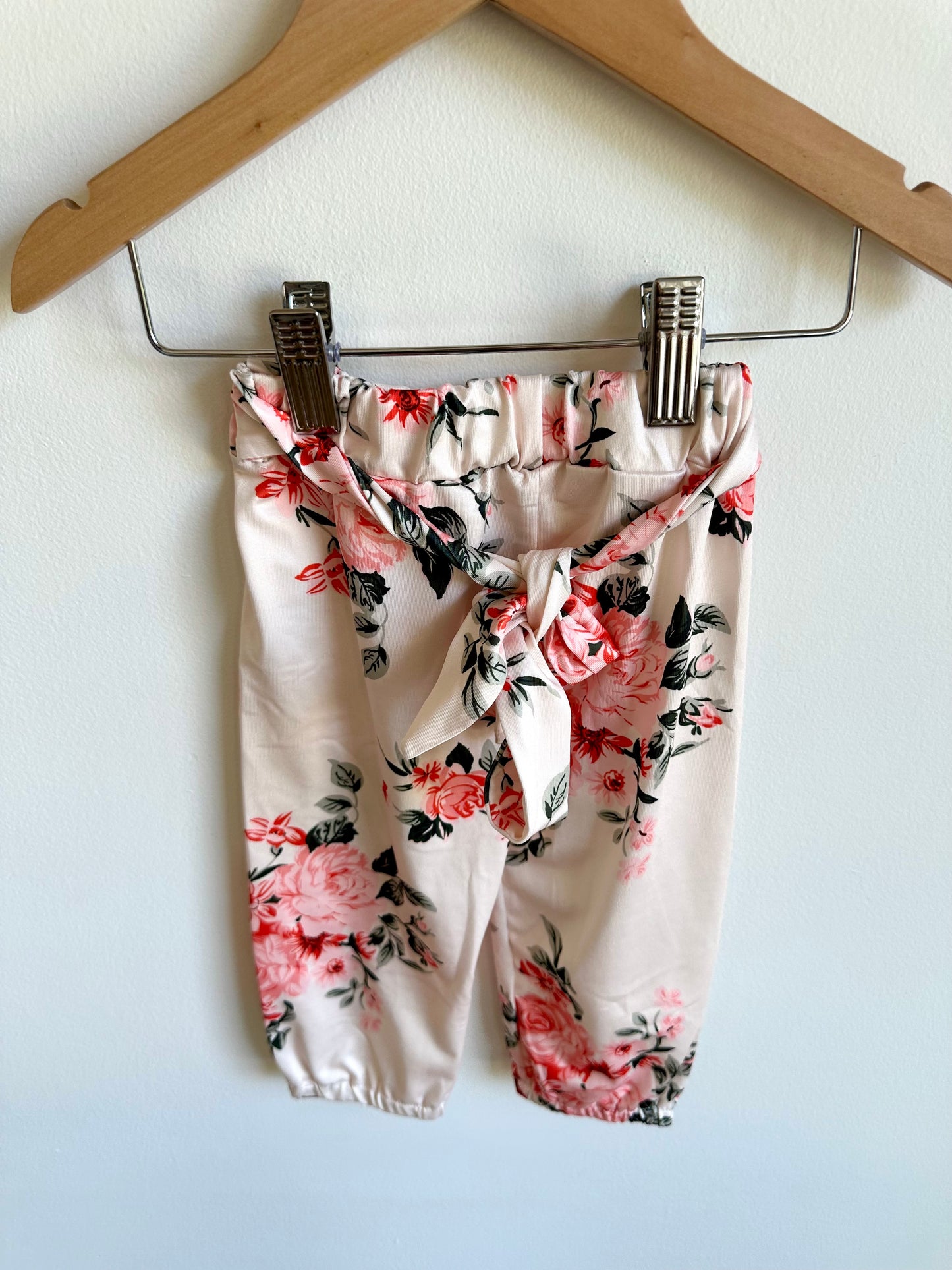 Cream Floral Pants / 6-12m