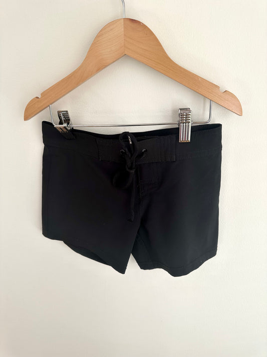 Black Roxy Shorts / 5 years