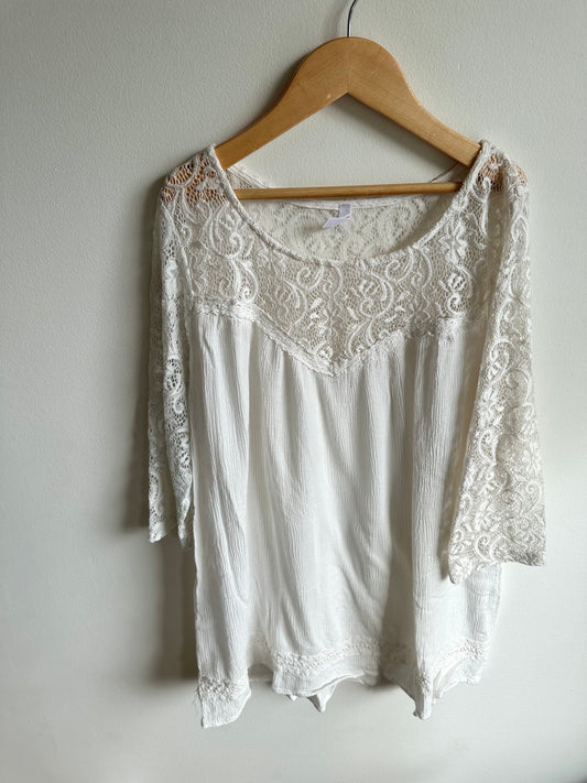 White Lace Long Sleeve Top / Small