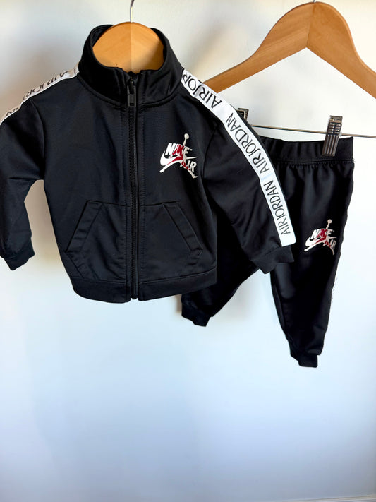 Nike Air Jordan Track Suit / 12m