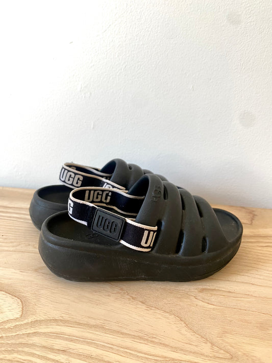 Ugg Black Sandals / Size 11 Little Kid