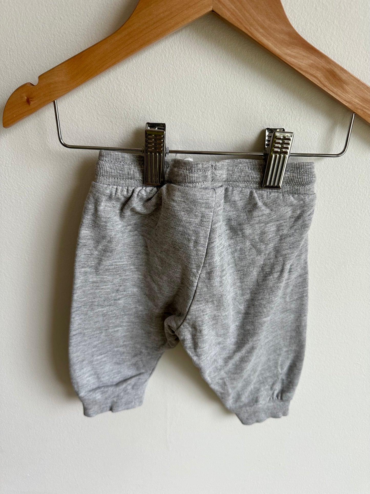 H&M Grey Pants / 4-6m