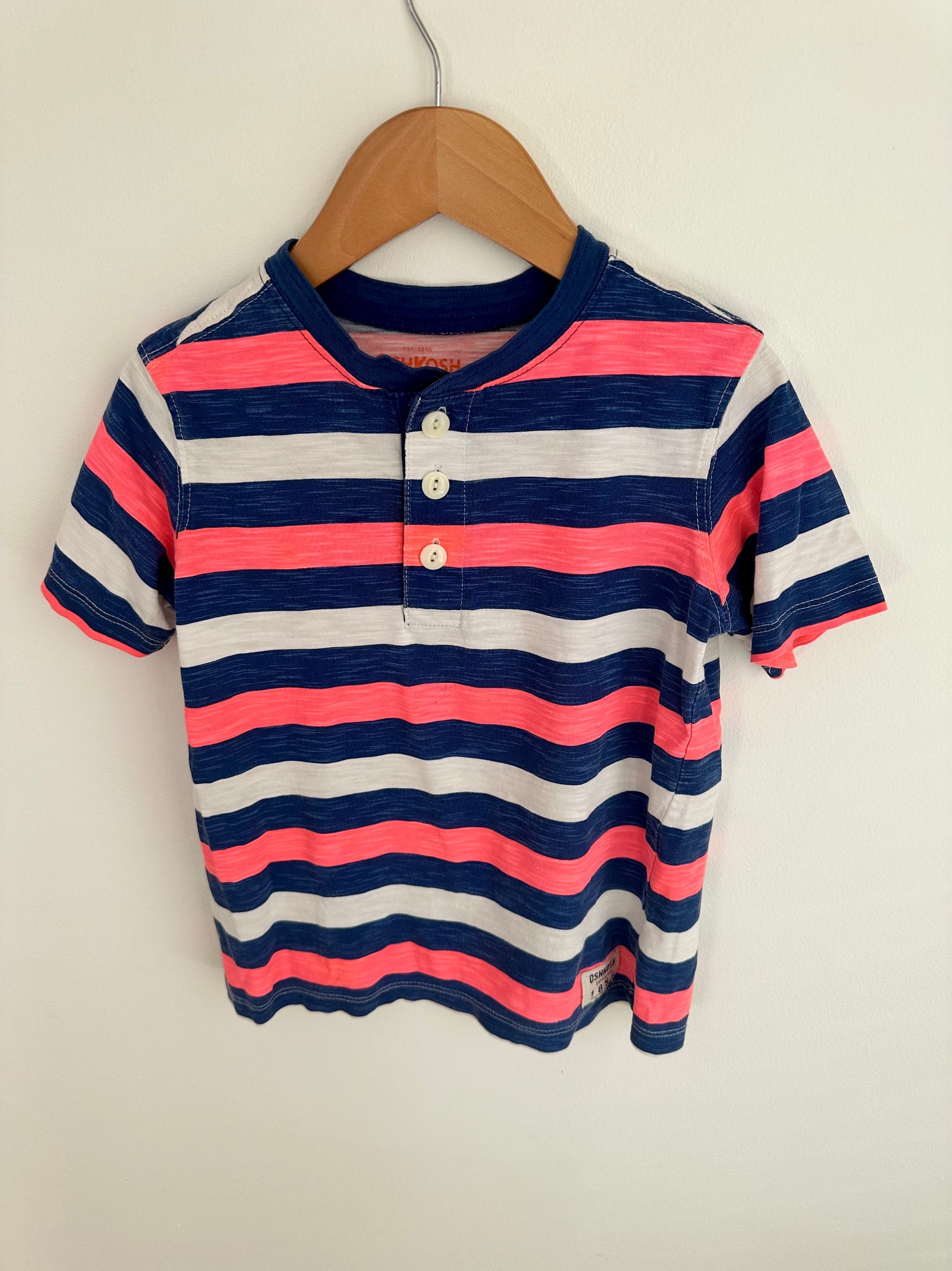 OshKosh Striped T-shirt / 5 years