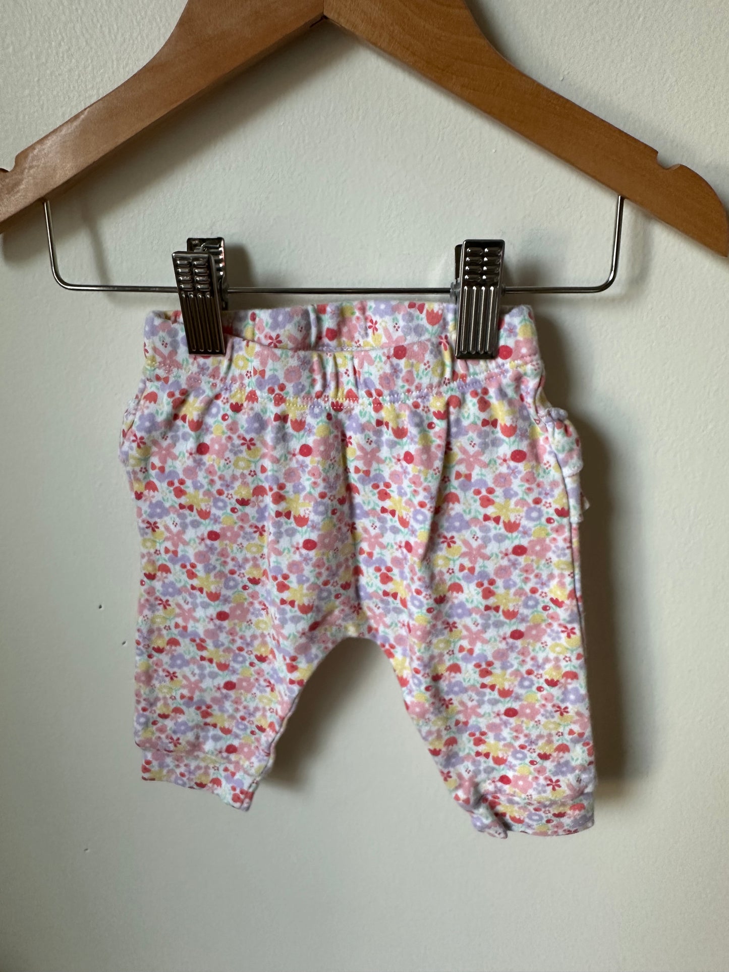 Pink Floral Leggings with Ruffles / 0-3m