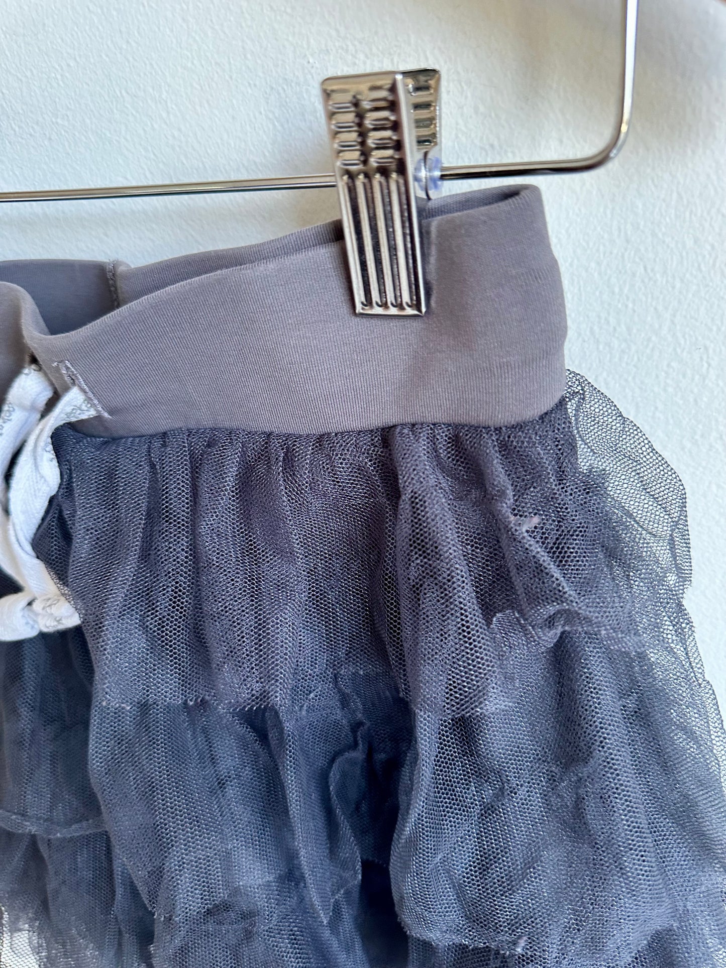 Peekaboo Beans Grey Tulle Skirt with Shorts / 4T?