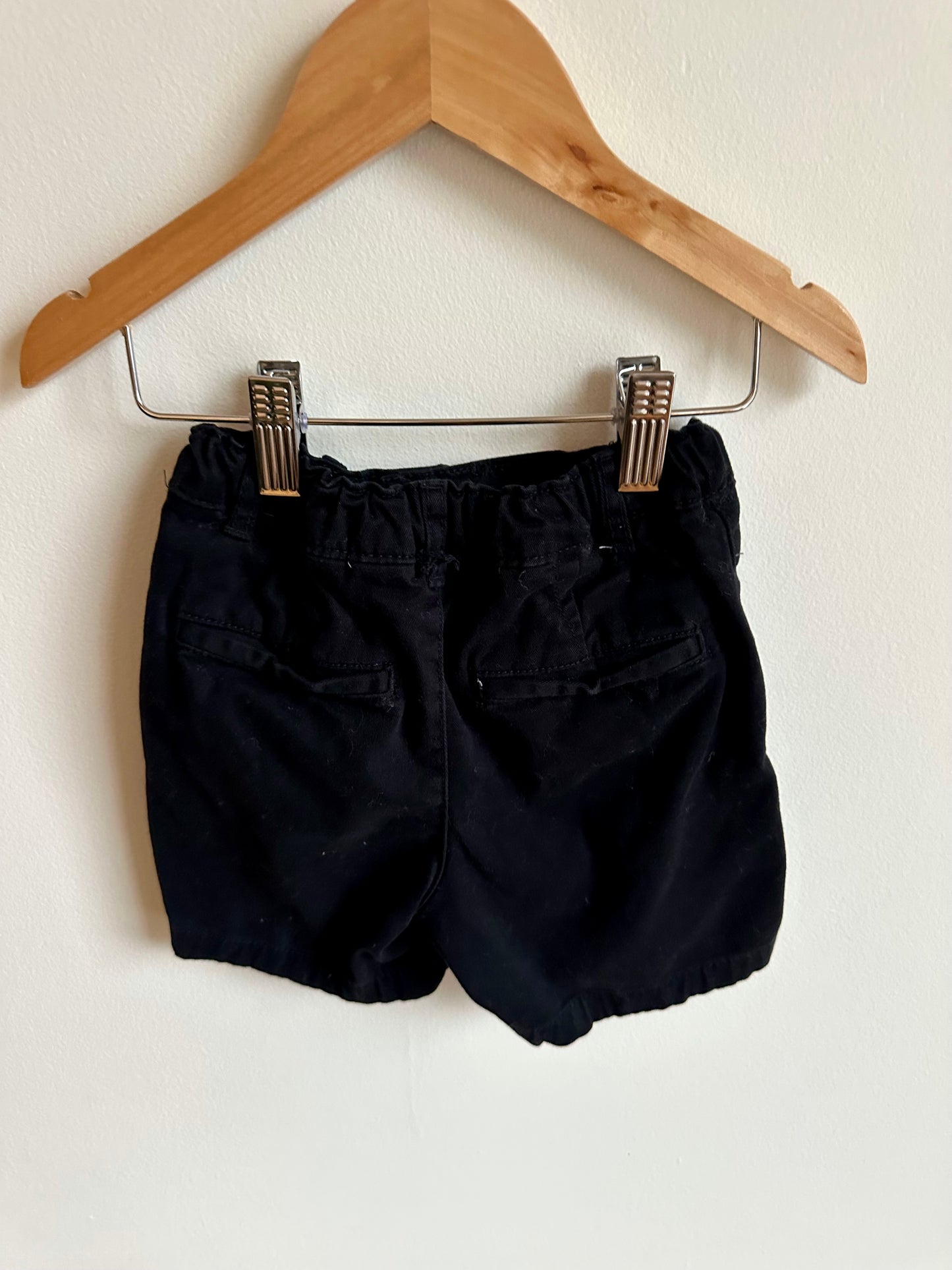 Black Structured Shorts / 2T