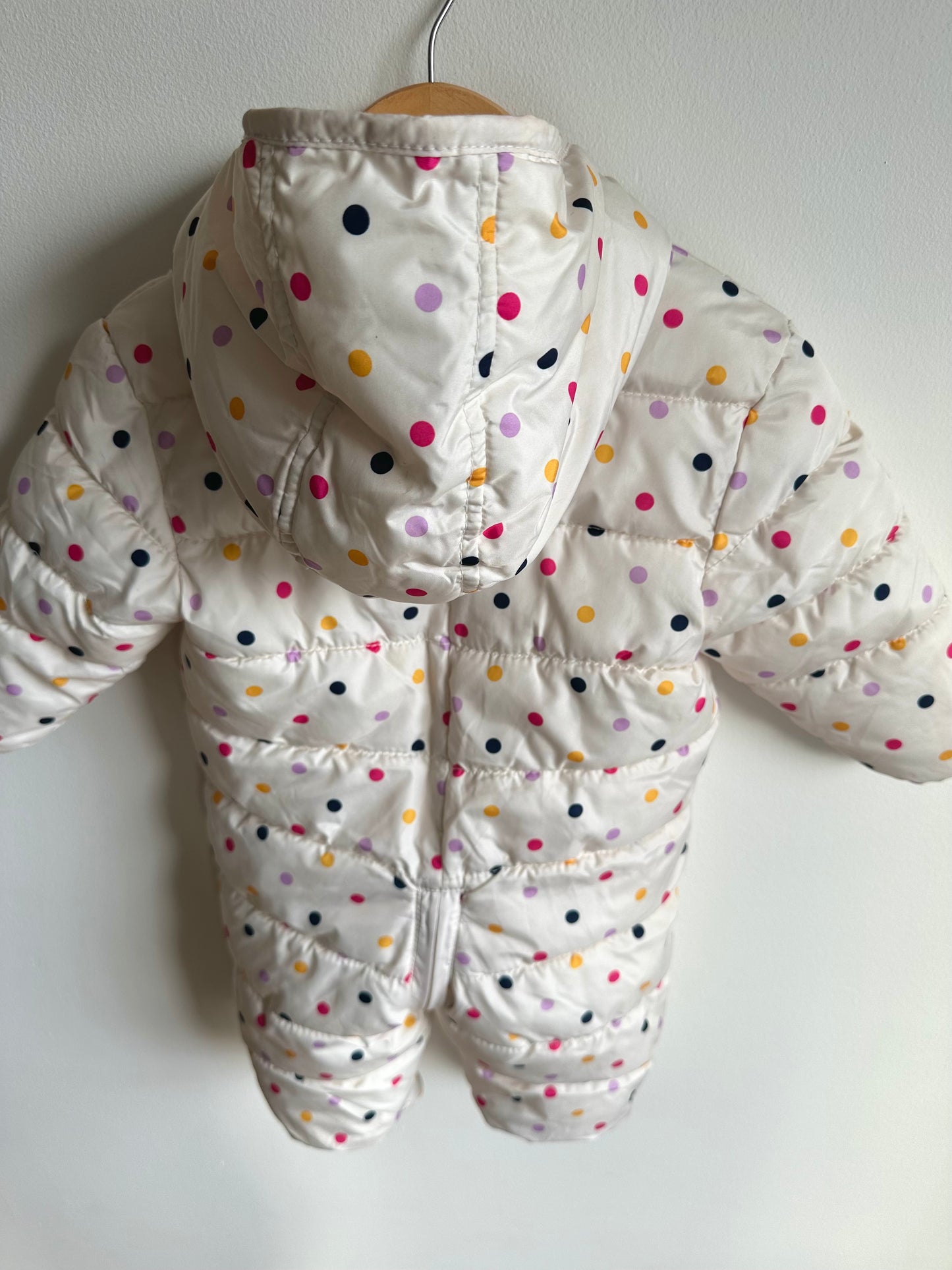 Polka Dot Bunting Suit with Hood and Fold Over Mittens / 3-6m