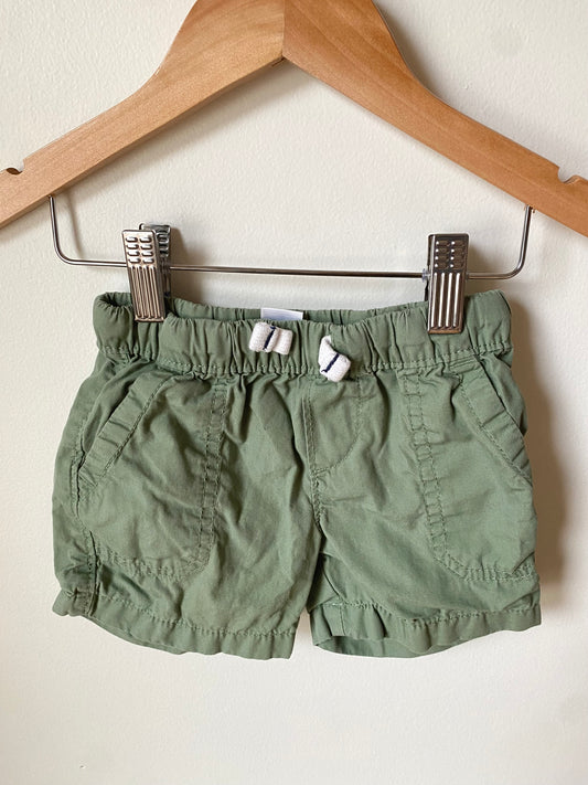 Green Shorts with Pockets / 9m