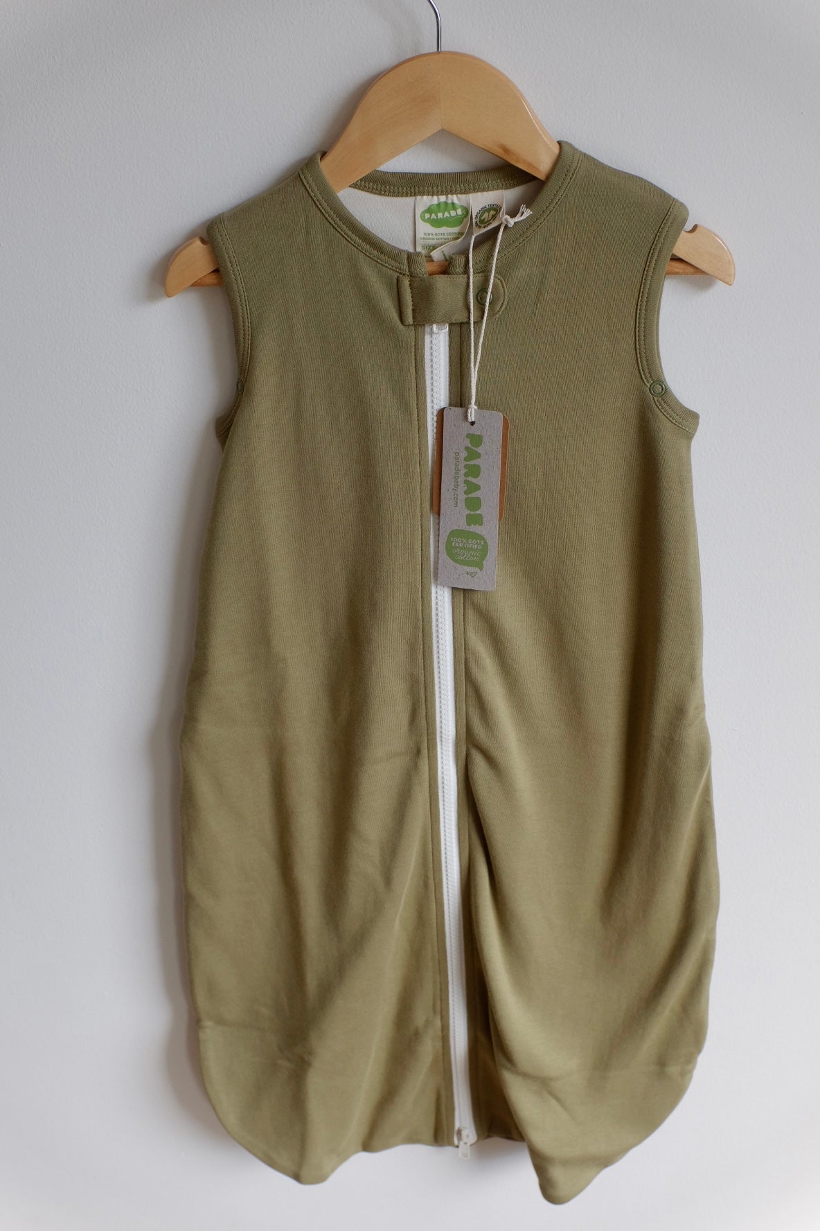 NEW Parade Organic Essential Olive Sleep Sac / 0-6m