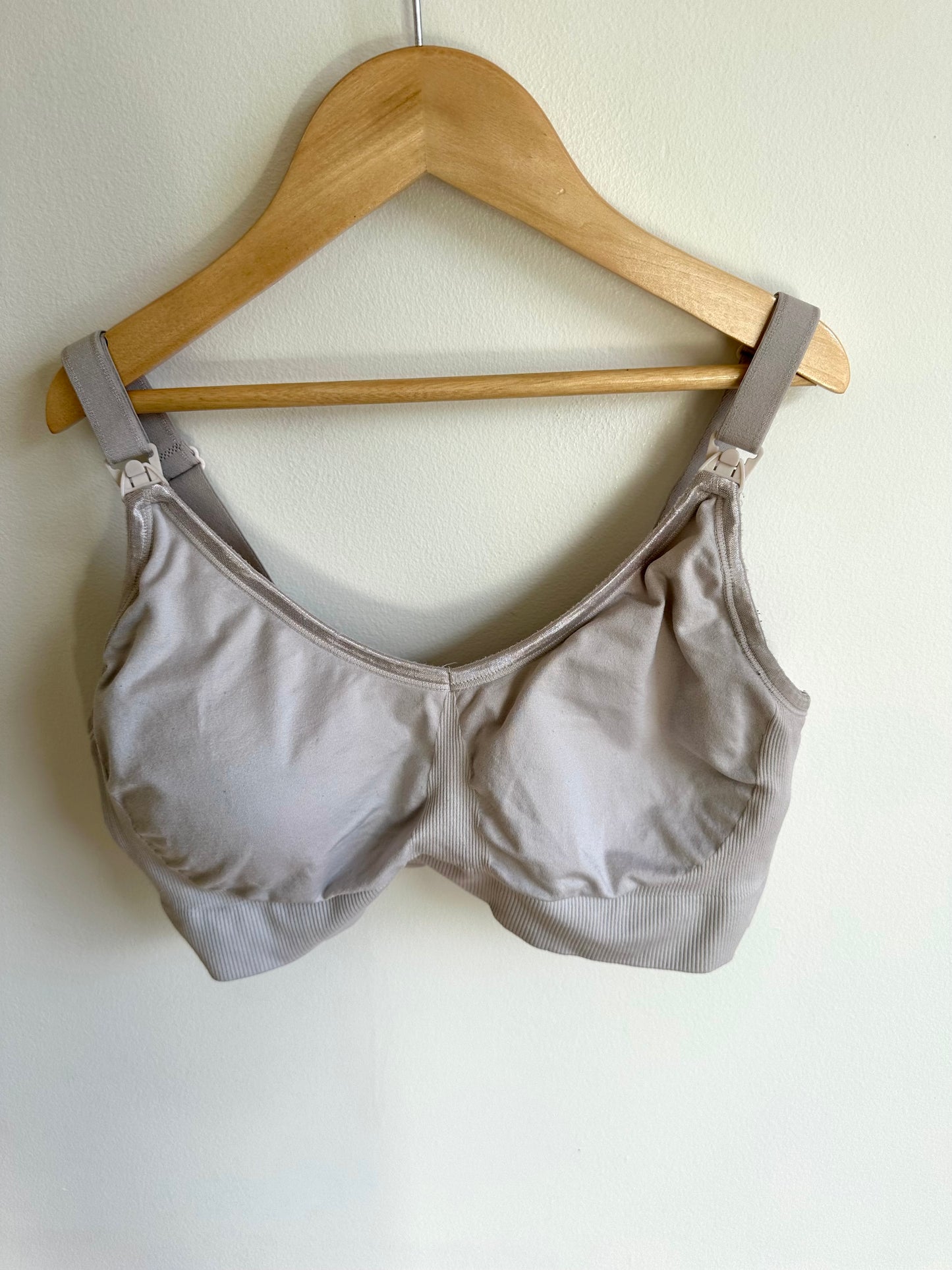 Grey Nursing Padded Bra / M?