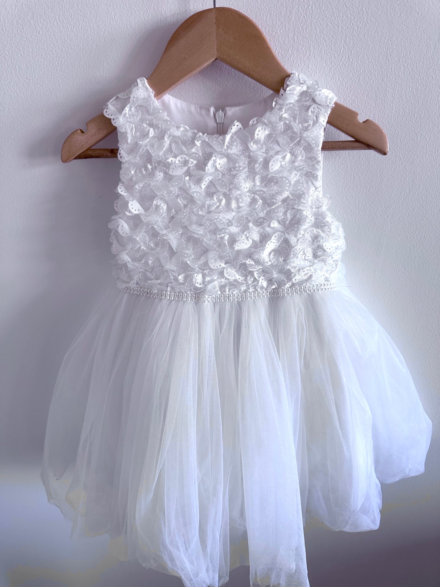 White Sequin + Tulle Special Occasion Dress / 24m