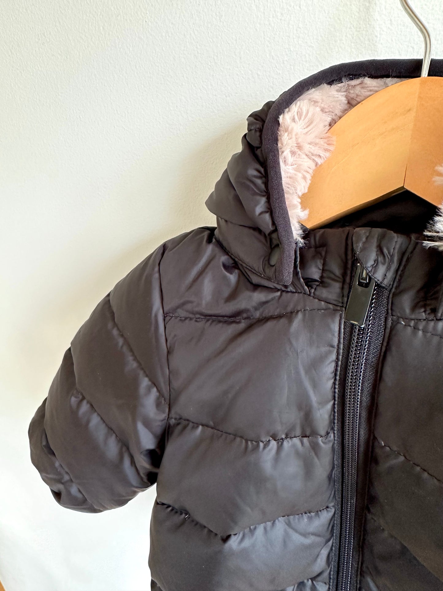 H&M Black Puffer Jacket with Removable Hood / 4-6m