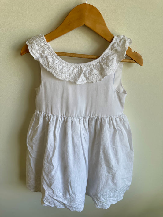 White Eyelet Dress / 4T