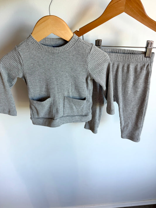 Grey Ribbed Long Sleeve + Pants Set / 6-12m