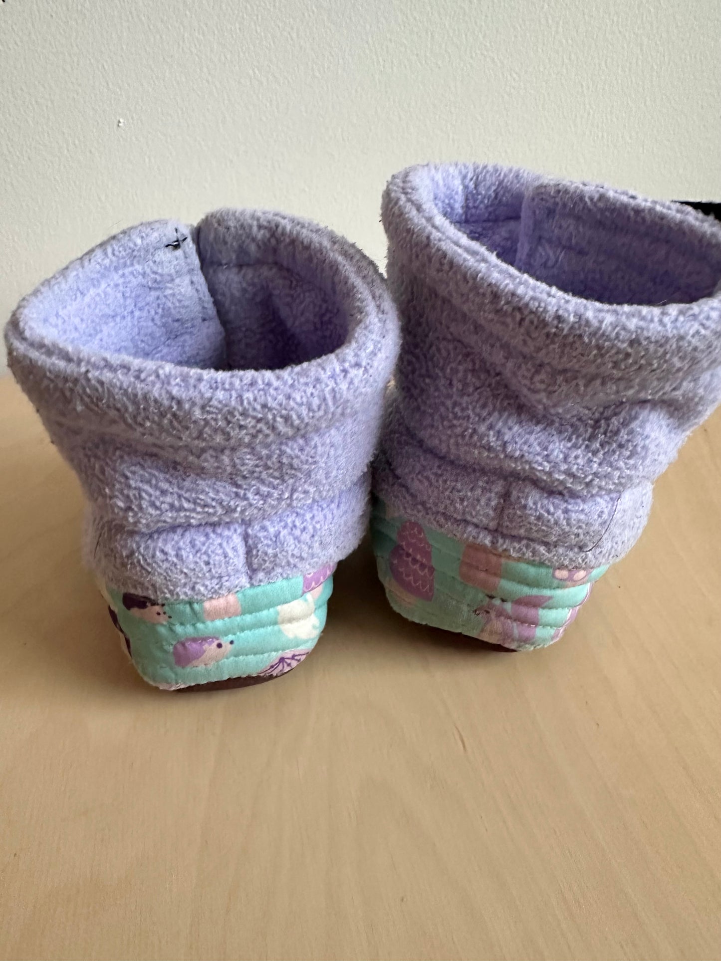 Jan & Jul Stay-Put Booties / 3-12m (S)