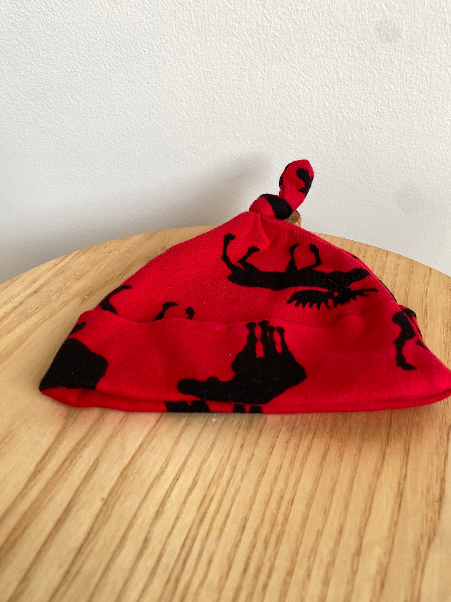 Moose Red Beanie / 6-12m