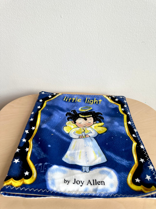 Little Light Cloth Book / 0-3 years