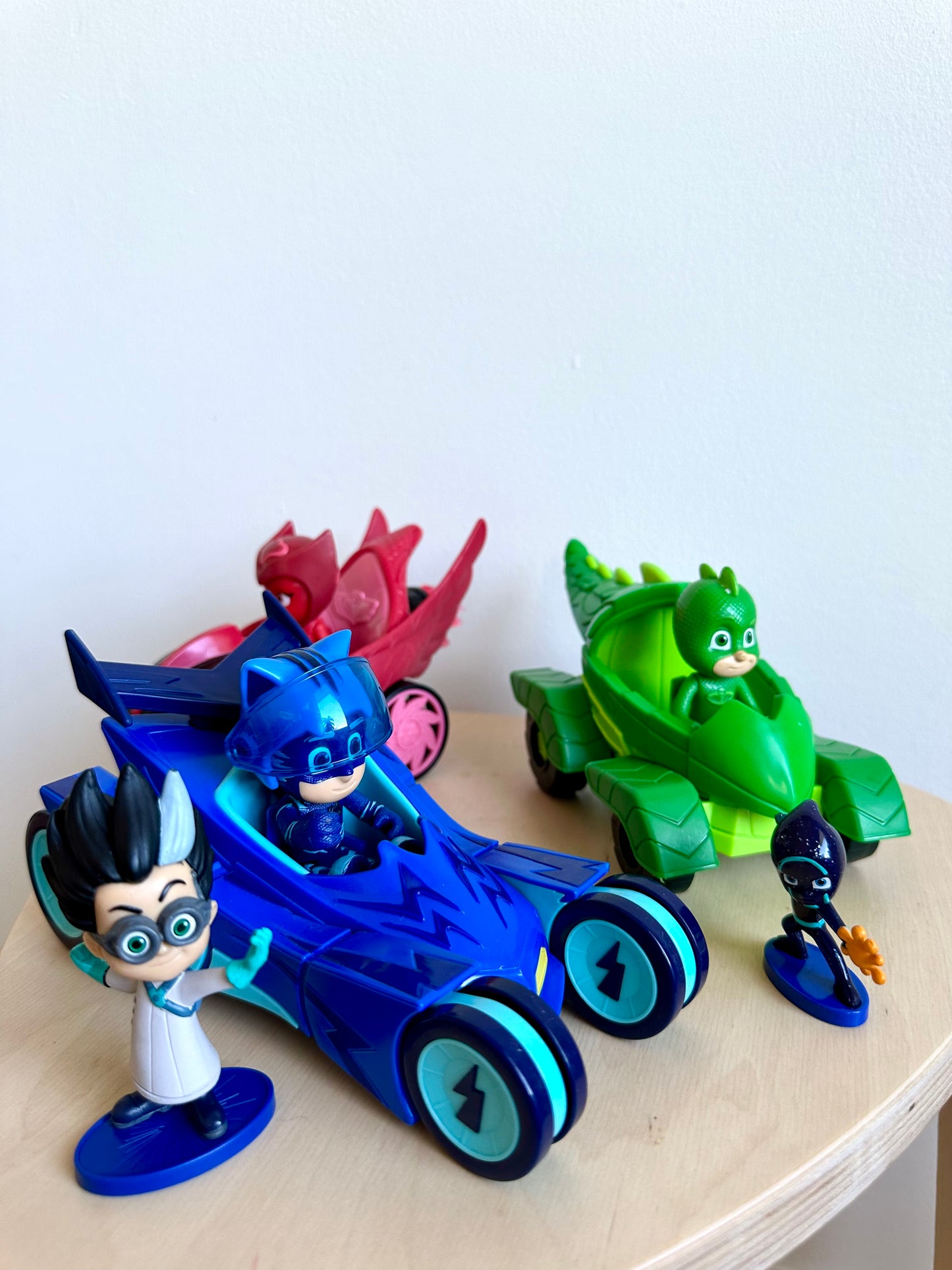 #1 PJ Mask Vehicle Set with Romeo + Night Ninja (No Shipping)