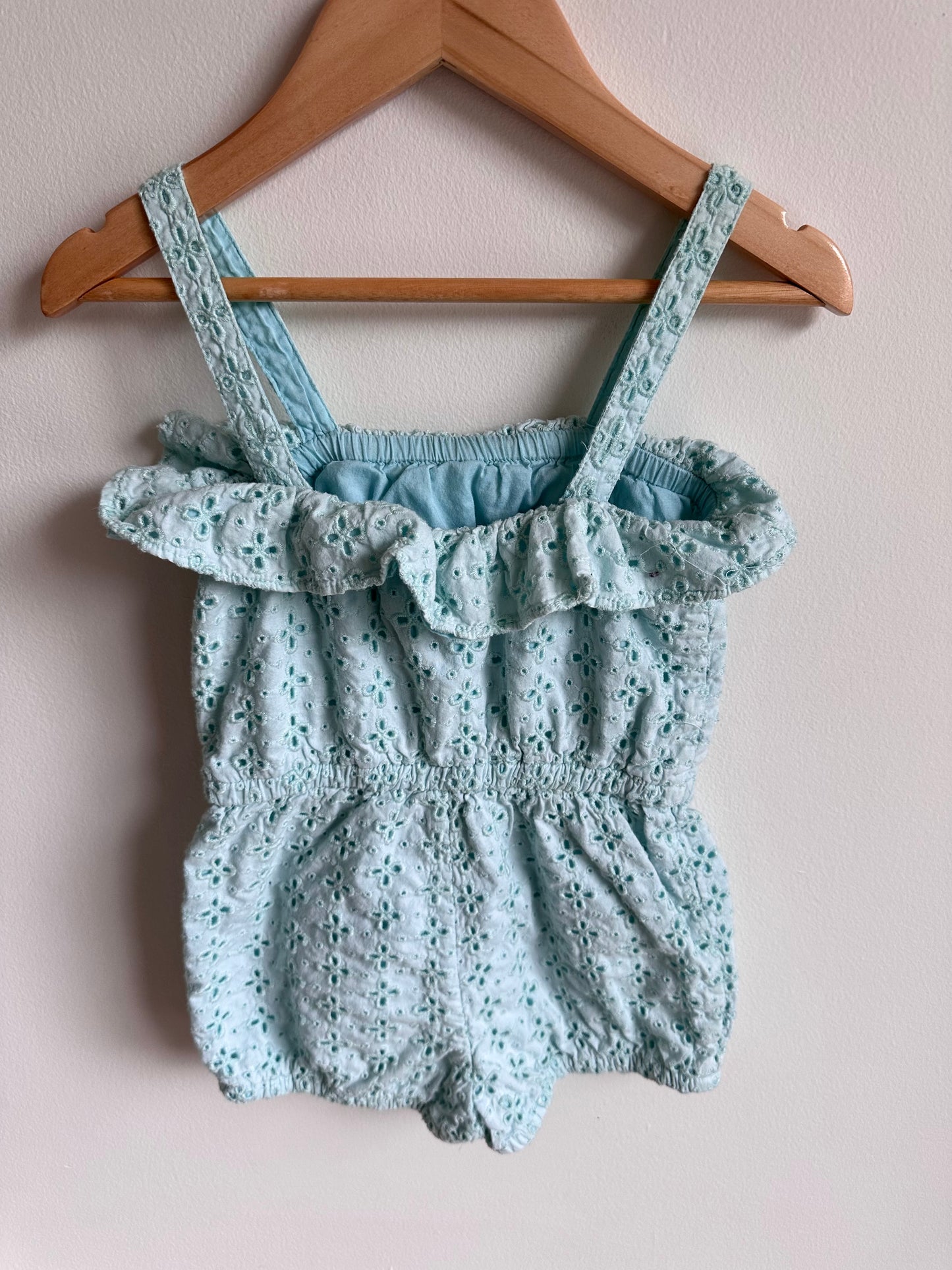 Gap Eyelet Romper / 3T