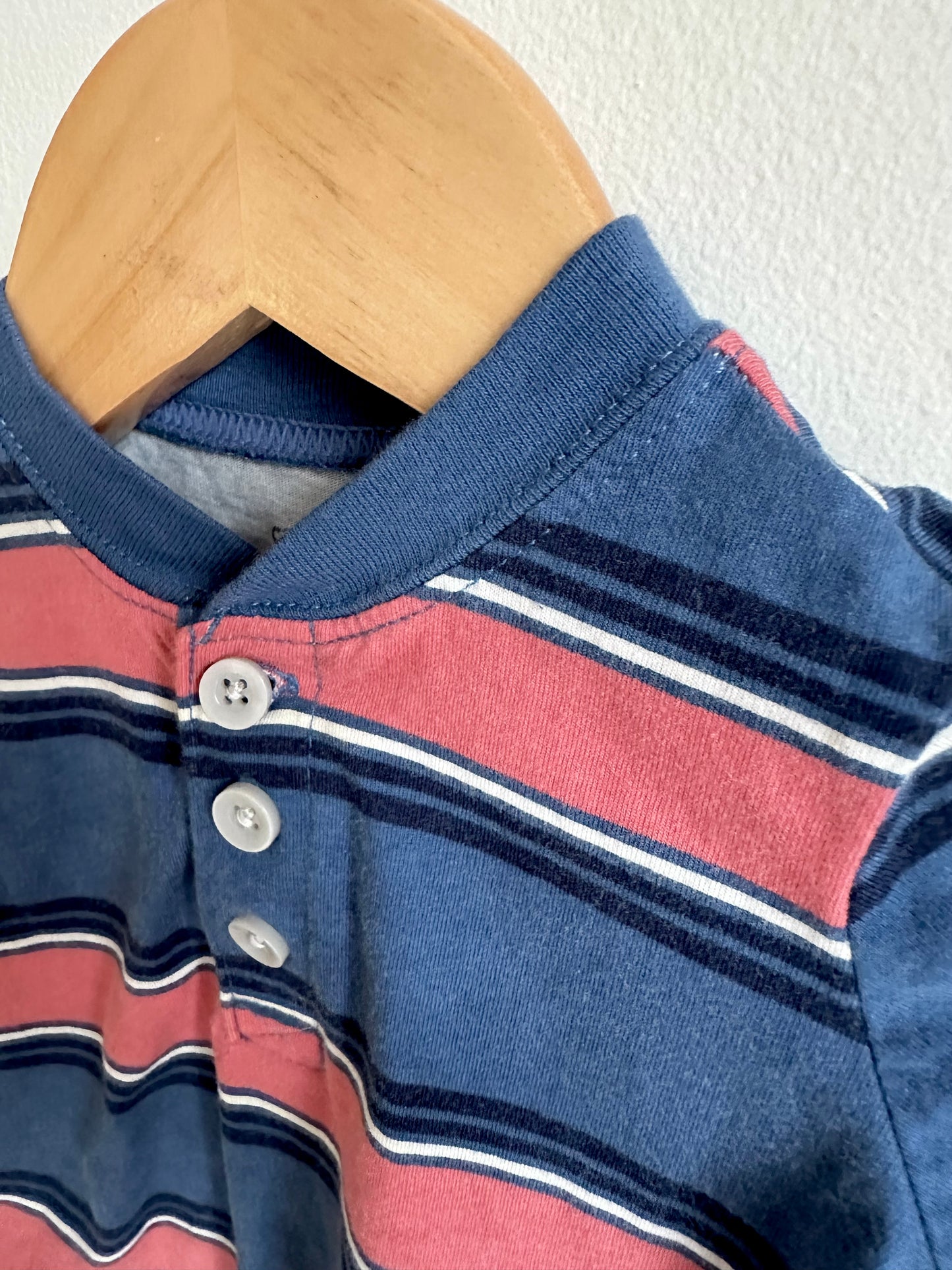 Navy and Red T-Shirt with Buttons / 6m