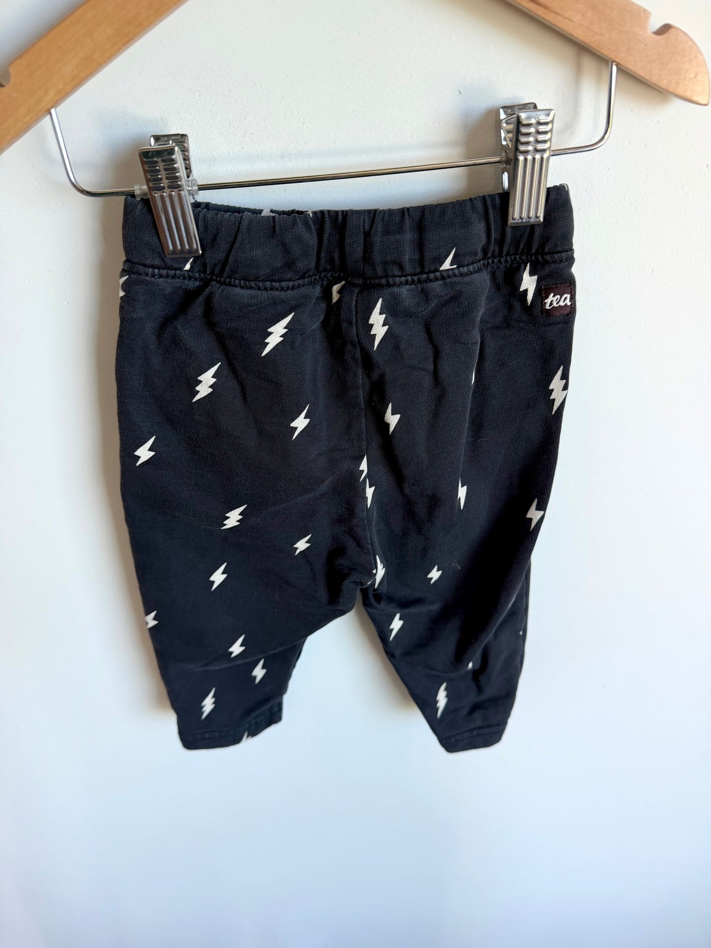 Tea Collection 100% Cotton Lightening Pants / 6-9m